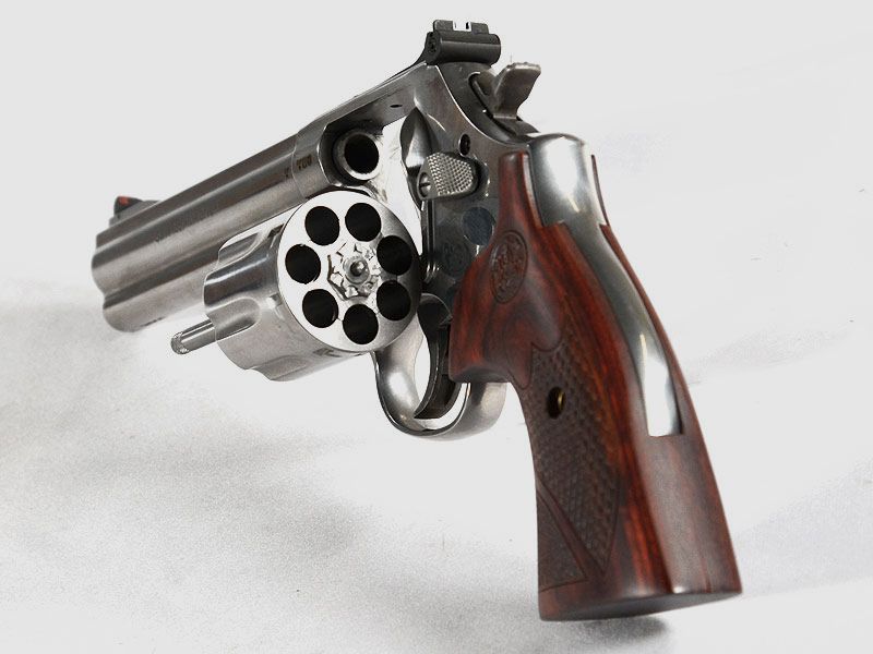 Smith & Wesson 686 Plus DeLuxe 6"