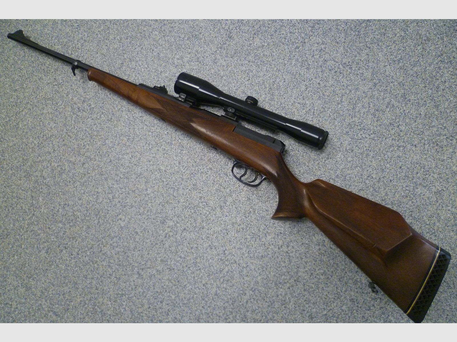 Rifle repetidora Mauser modelo 66 S .243 Win.