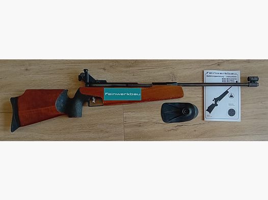 Feinwerkbau 300 S  JUNIOR