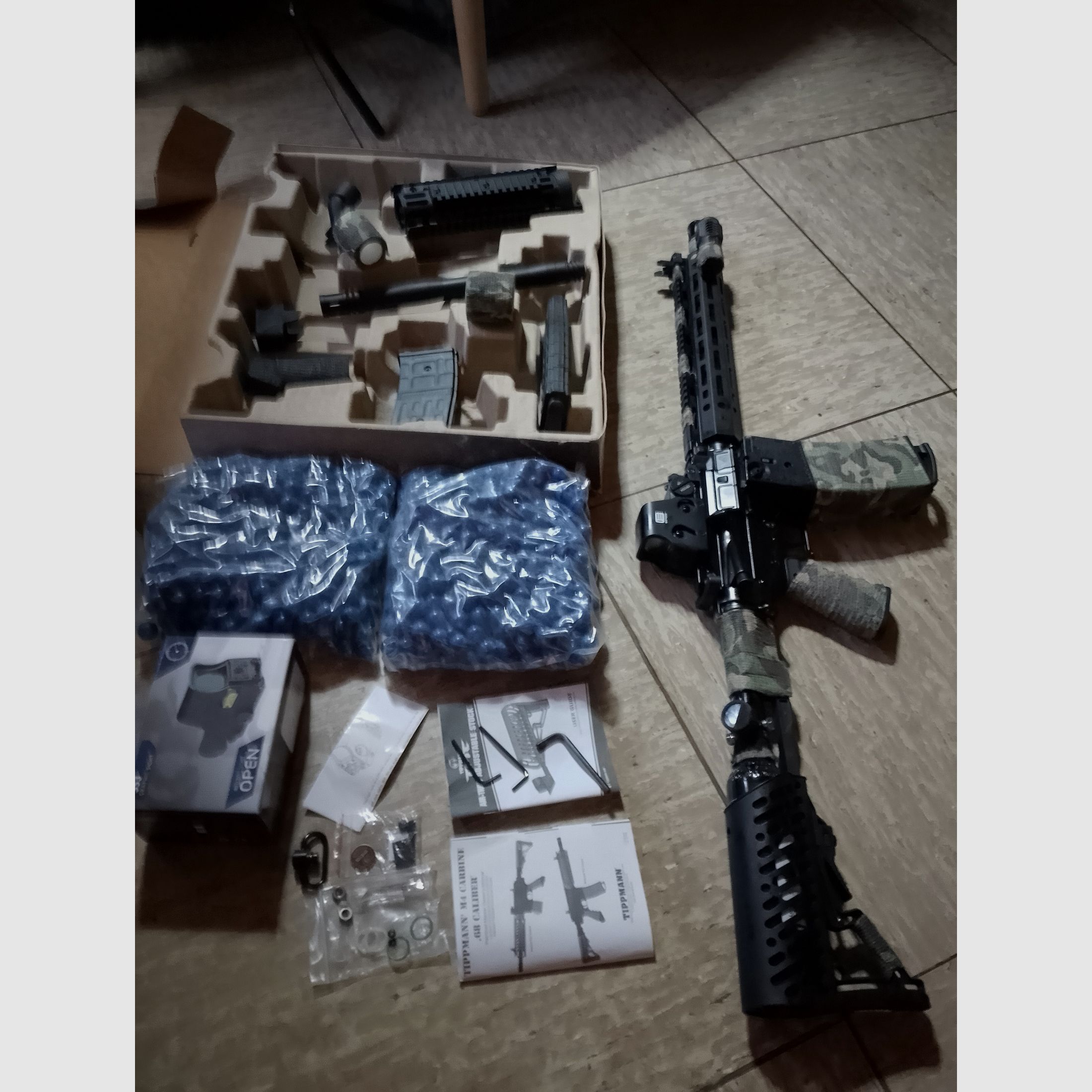 Tippmann Tmc Elite Set de marqueurs .68 Accessoires Tuning Canon Paintballs Cal 68 CO2 Set Holo Viseur Point Rouge Vert Lampe LED 3 Chargeurs Ovp