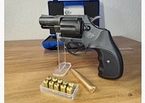 Colt Detetive Spezial 9mm R.K Like new with accessories.