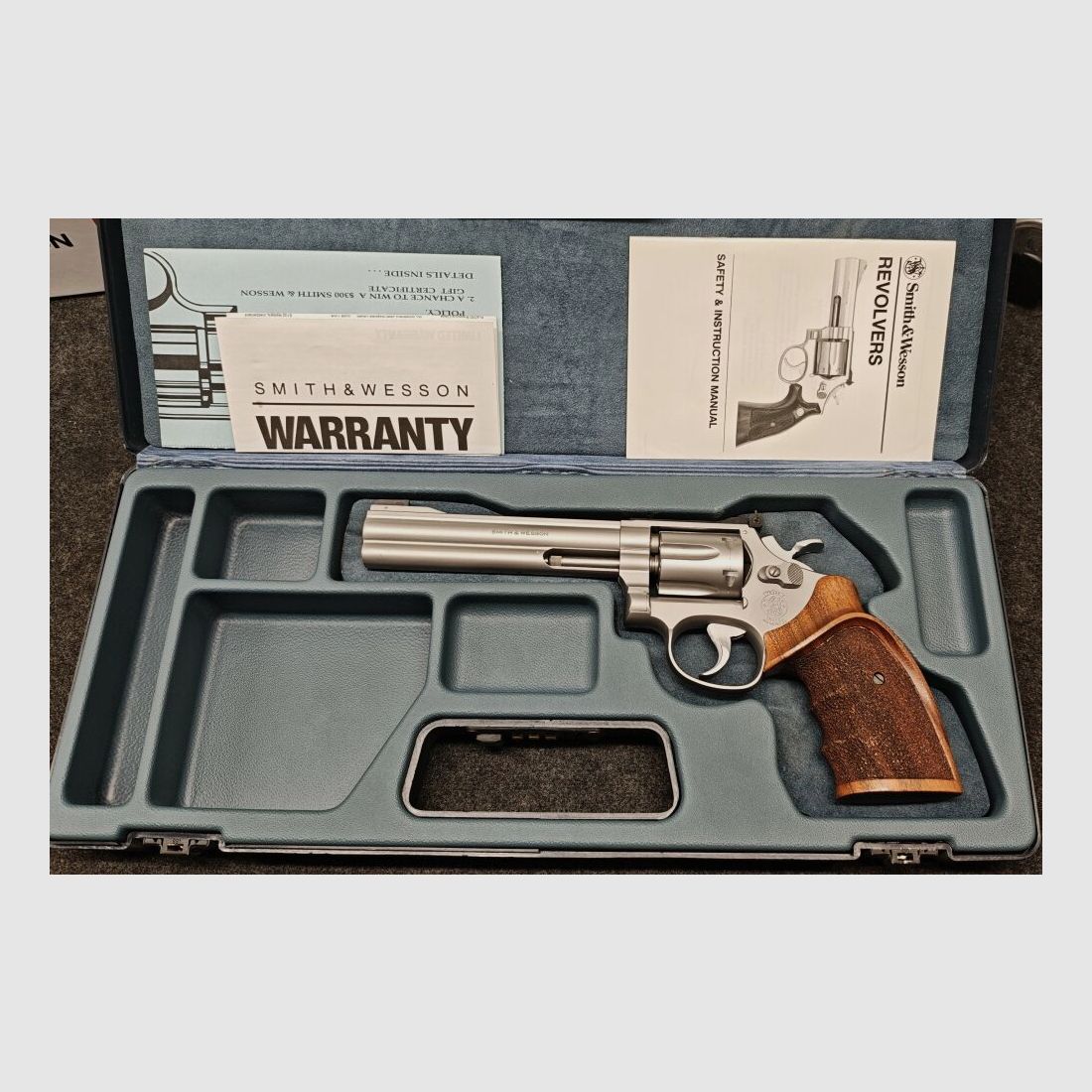 Smith & Wesson 617 Target Champion