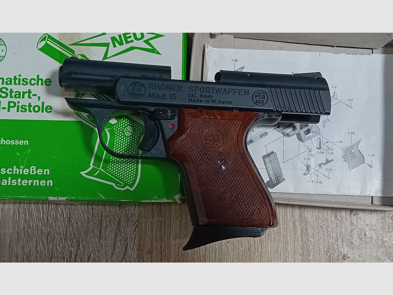 Alte Rhöner SM 15 Kal. 8 mm Knall im PTB 83/2 mit Verpackung!