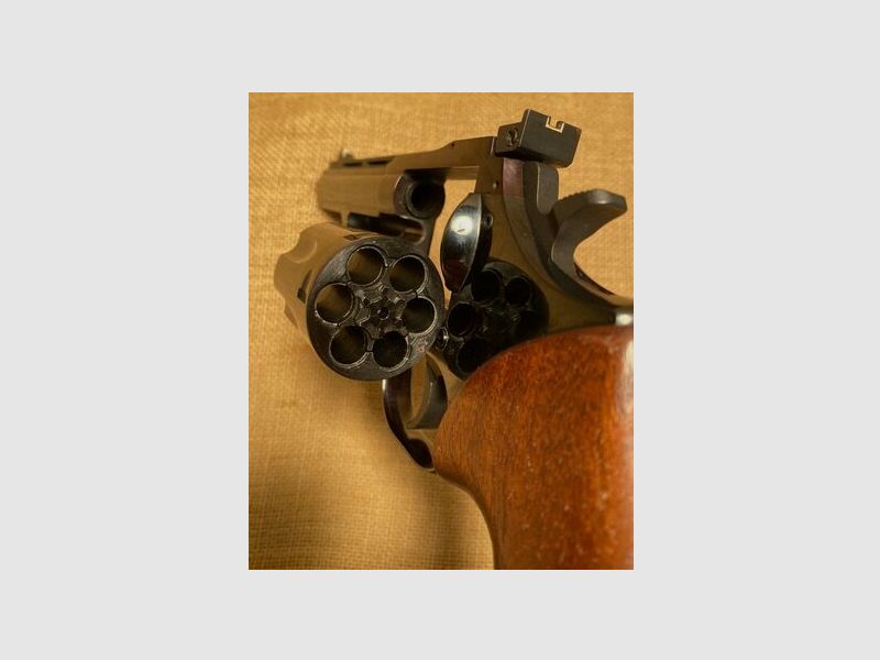 Dan Wesson 15