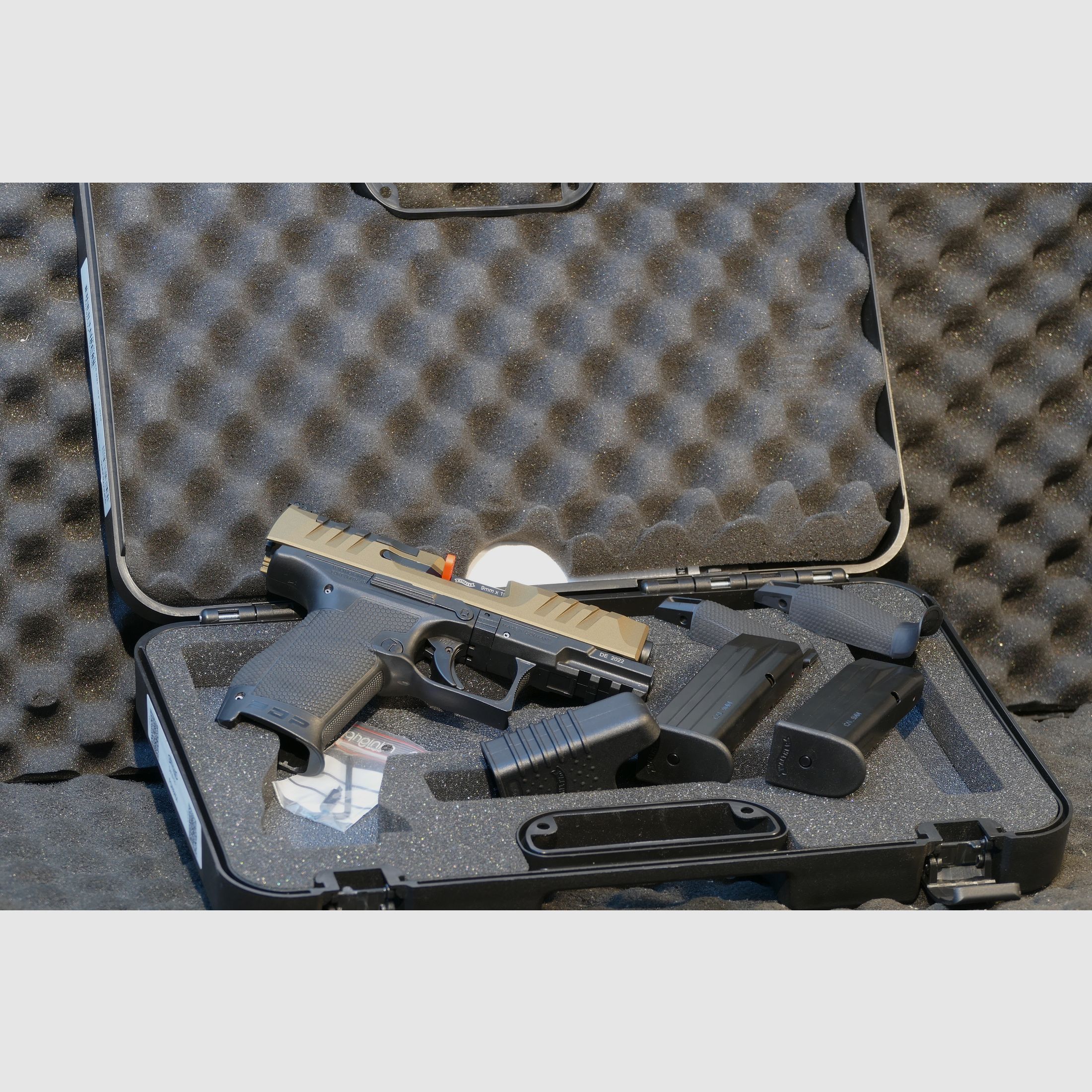 Walther PDP Compact, 4", 9x19, Ceracote personalizzato bronzo bruciato Pistola da prestazione WHB14