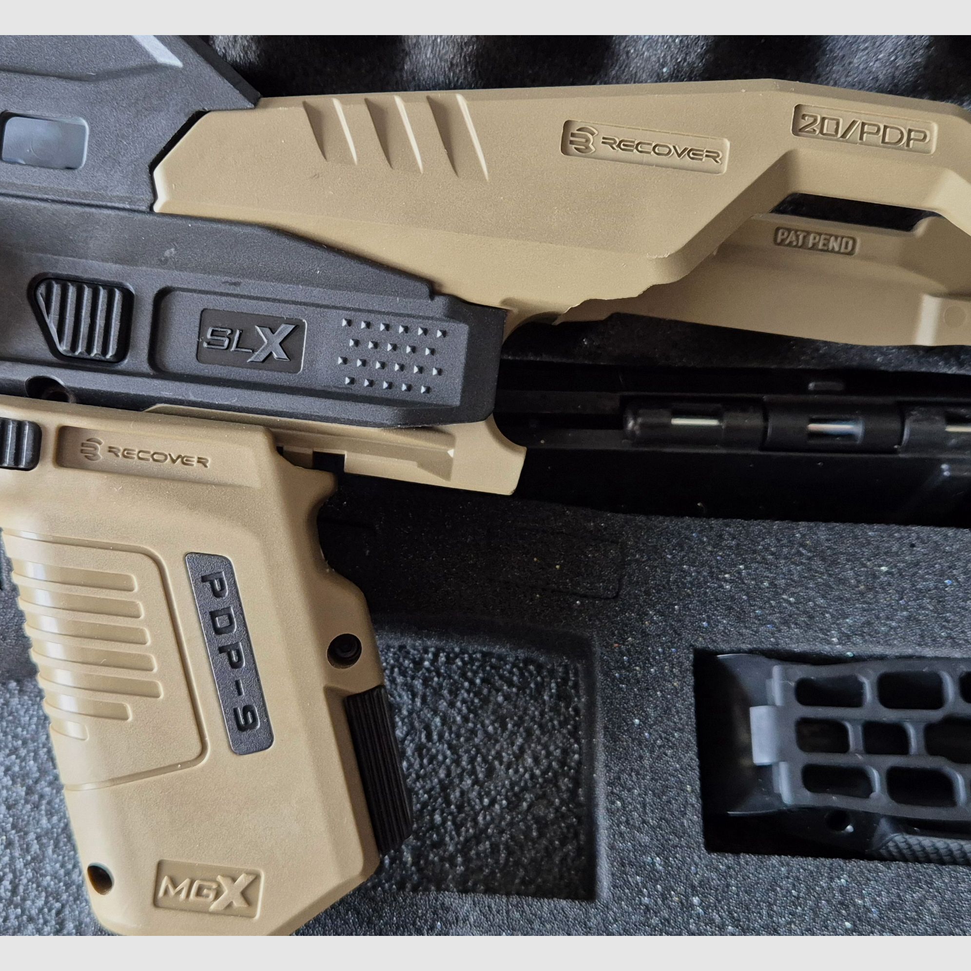 WALTHER PDP 4.5 OR INCL. RECOIL PAD en veel accessoires, afbeelding 10 van 12