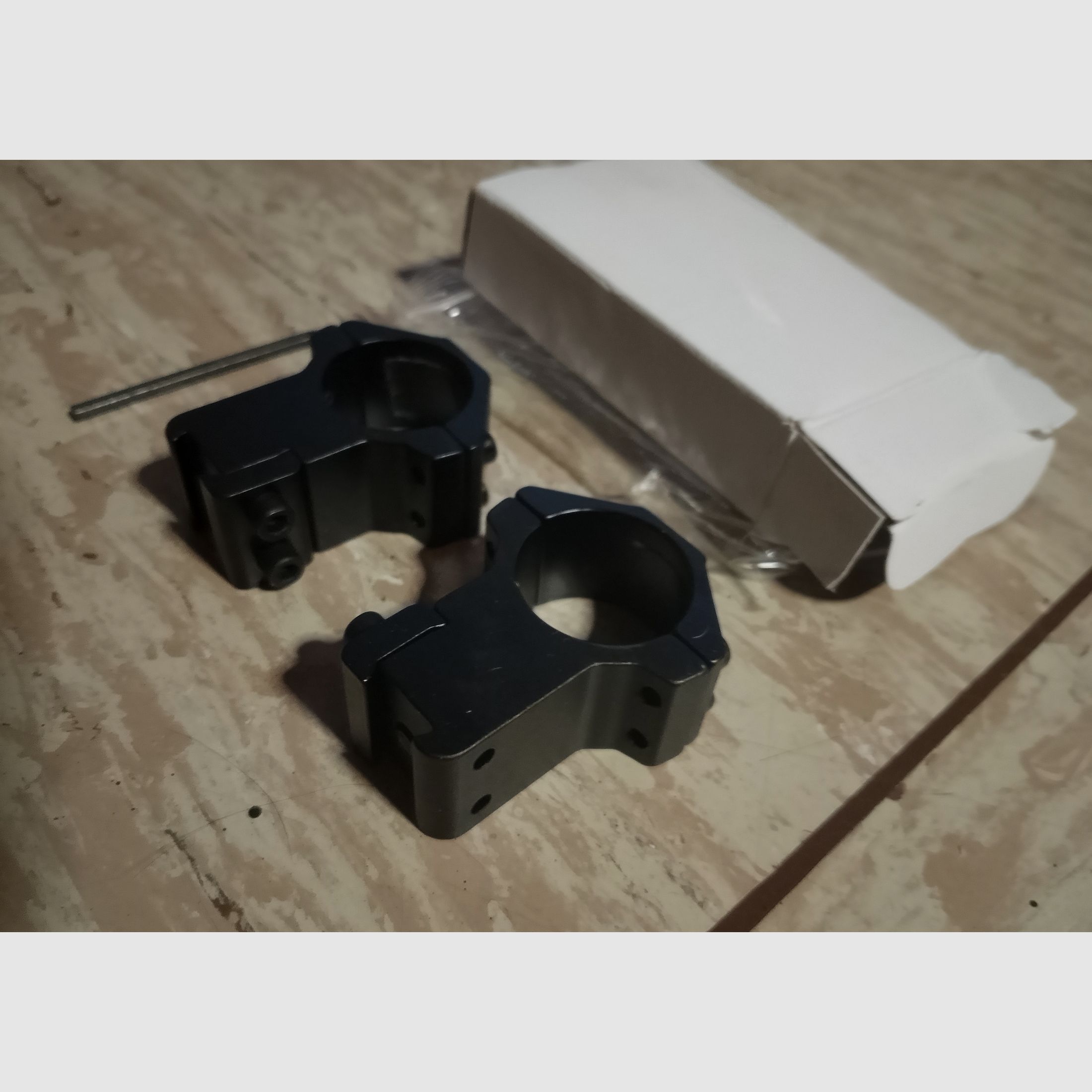 Nowe czarne pierścienie montażowe do celownika, adapter na szynę 11mm Picatinny, średnica 25mm