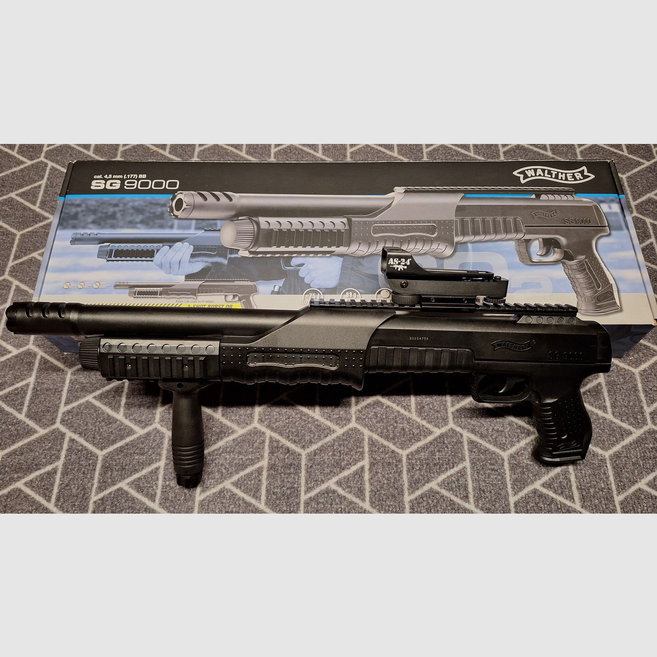Walther SG9000 4.5mmBB CO2 as good as new!