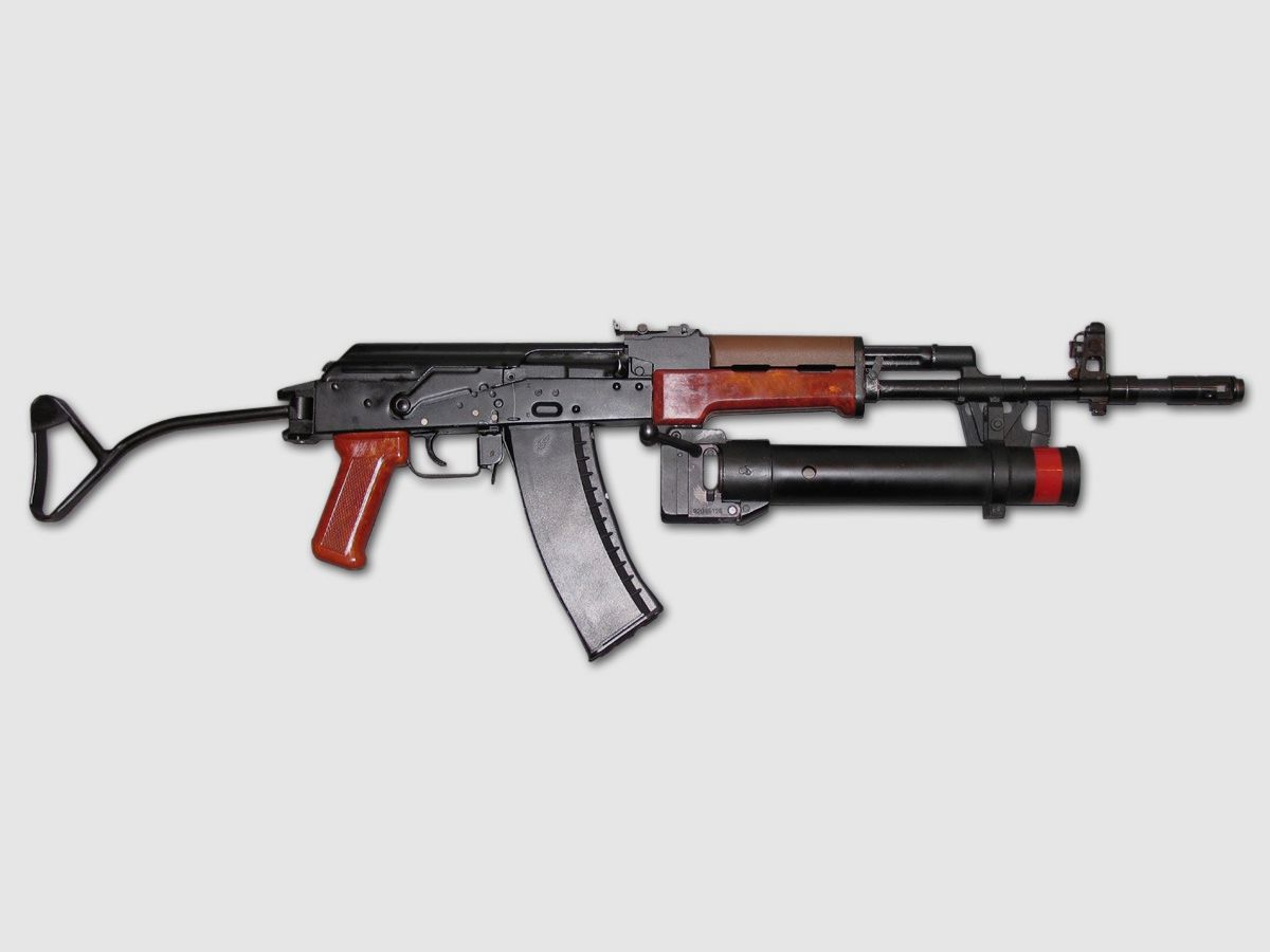Bakelit handguard wz. 88 Tantal Pallad grenade launcher / Polish AK74 // AK handguard