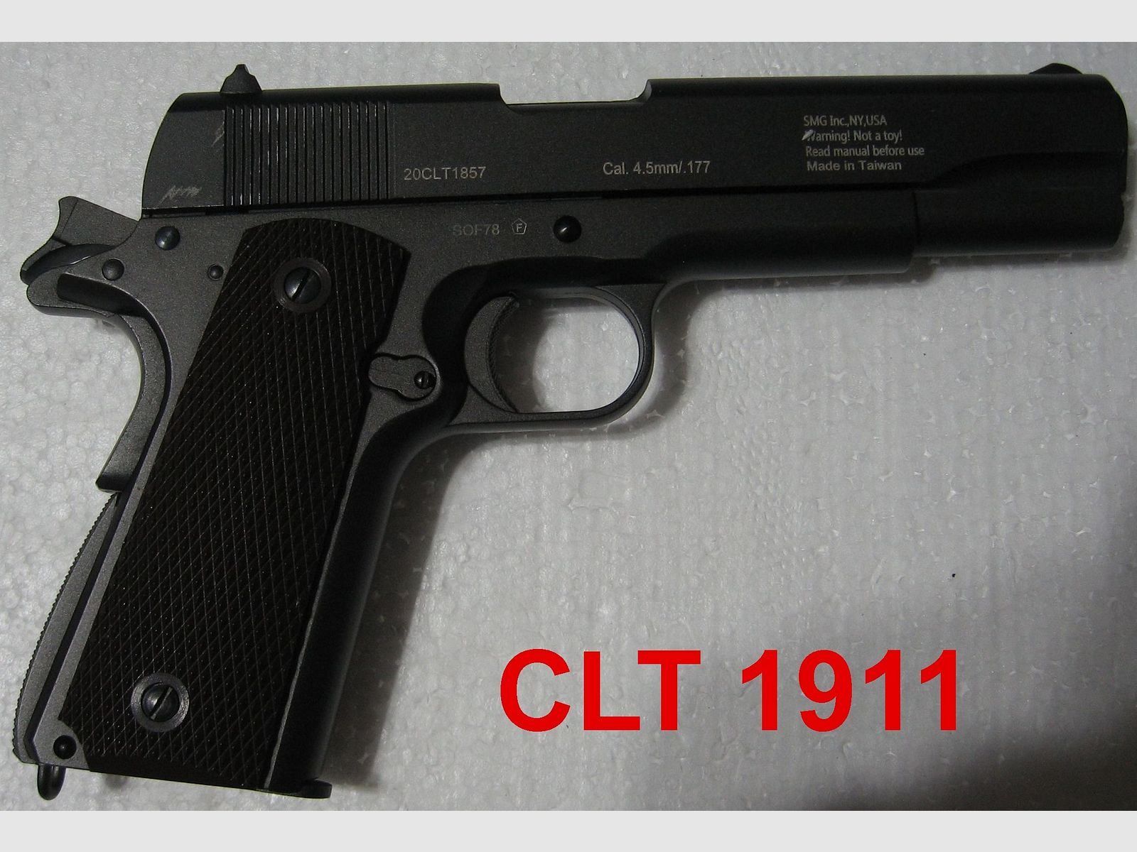 Legendäre CLT 1911 (Übungspistole, da Gewicht wie Original)