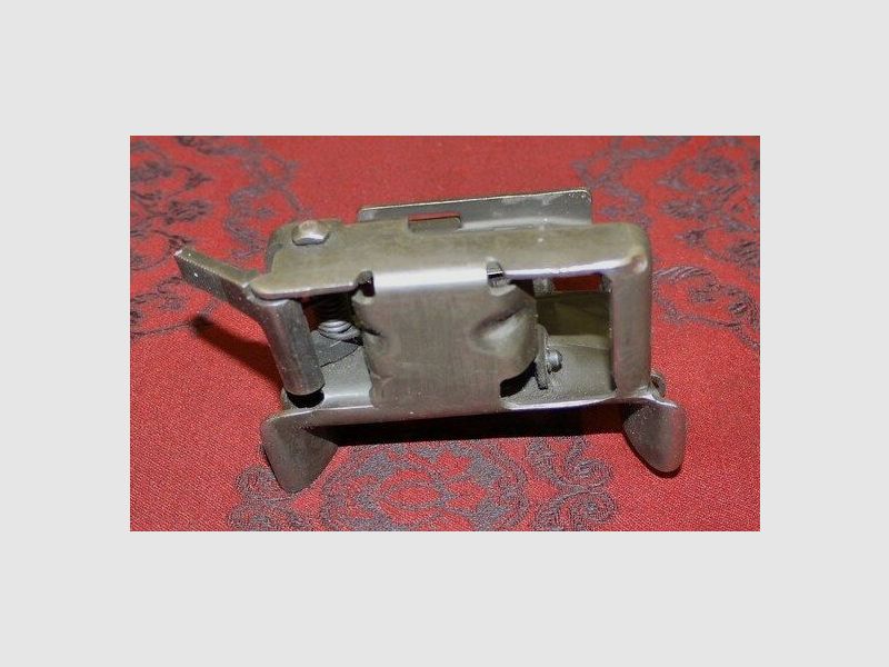 Rheinmetall Gurtzuführung MG3