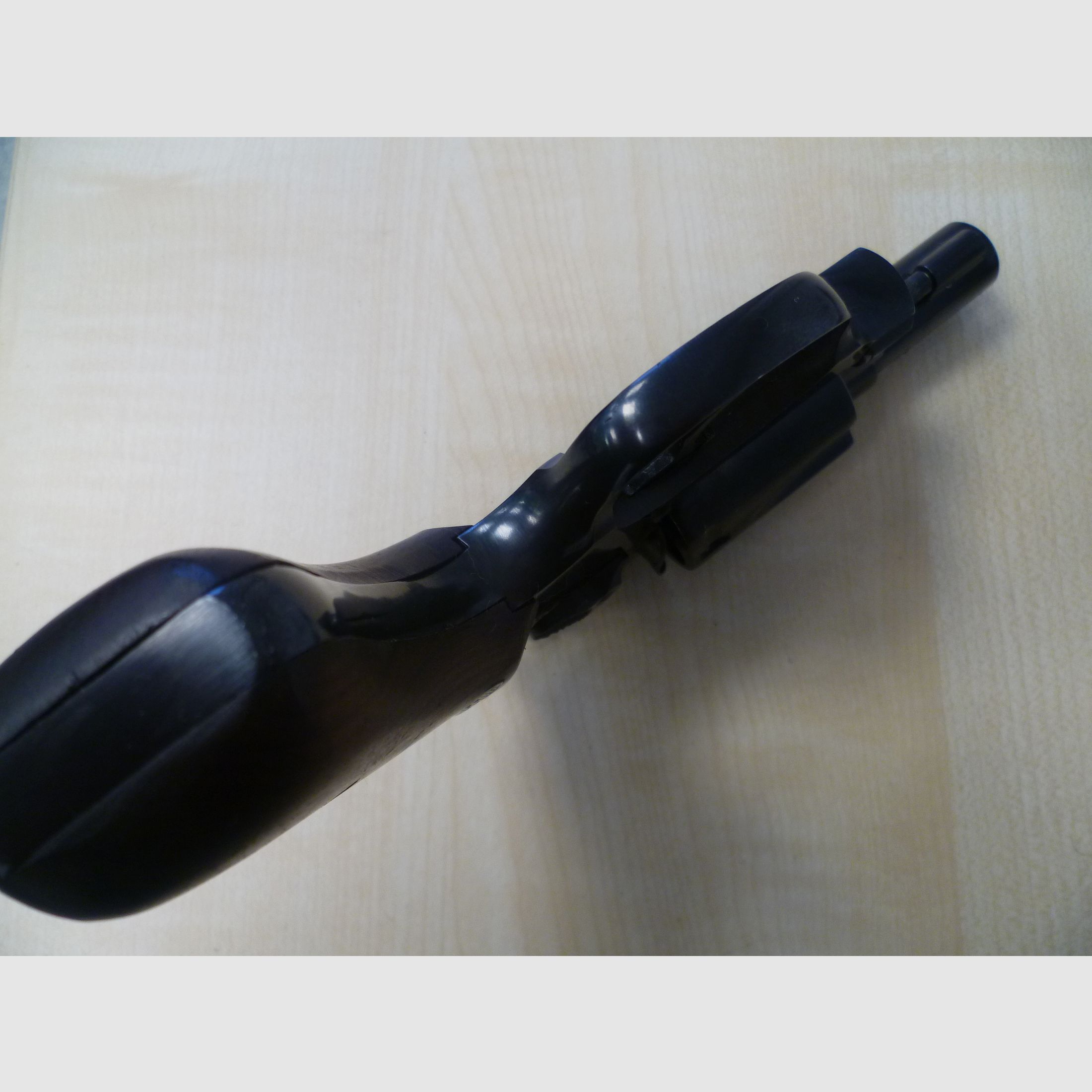 Revolver Rossi Model 27 .38 Special