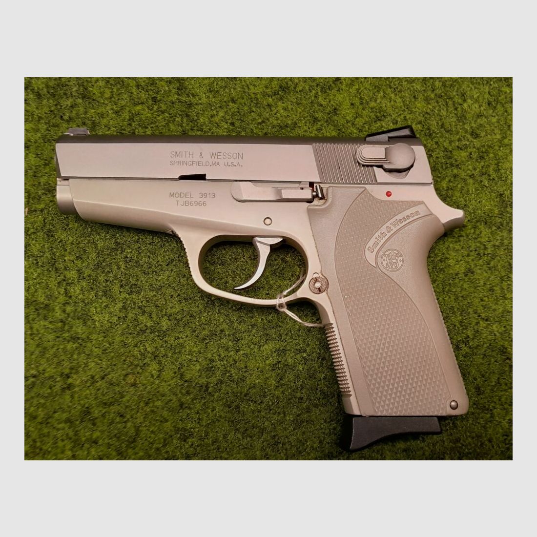 Smith&Wesson	 3913