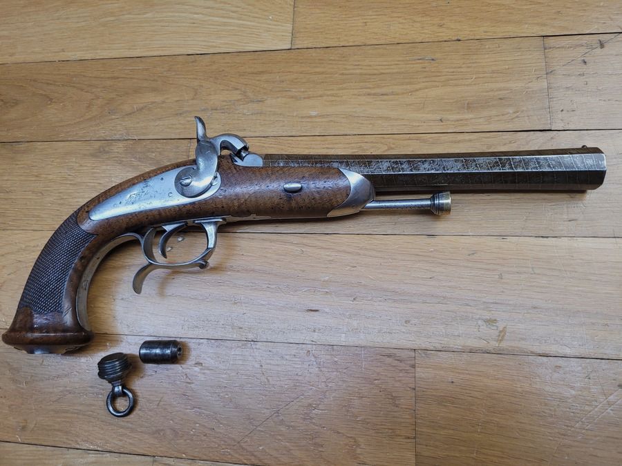 Sehr schöner Offizierspistole der Kavallerie 1833 – 2. Typ – Königliche Manufaktur von Châtellerault – Selten und wunderschöner Lauf aus Bandstahl und Damaszenerstahl – 48 „Haar“-Züge in TBE – Originalbrünierung zu 85% – Sehr schönes Exemplar!, Bild 1 von 30