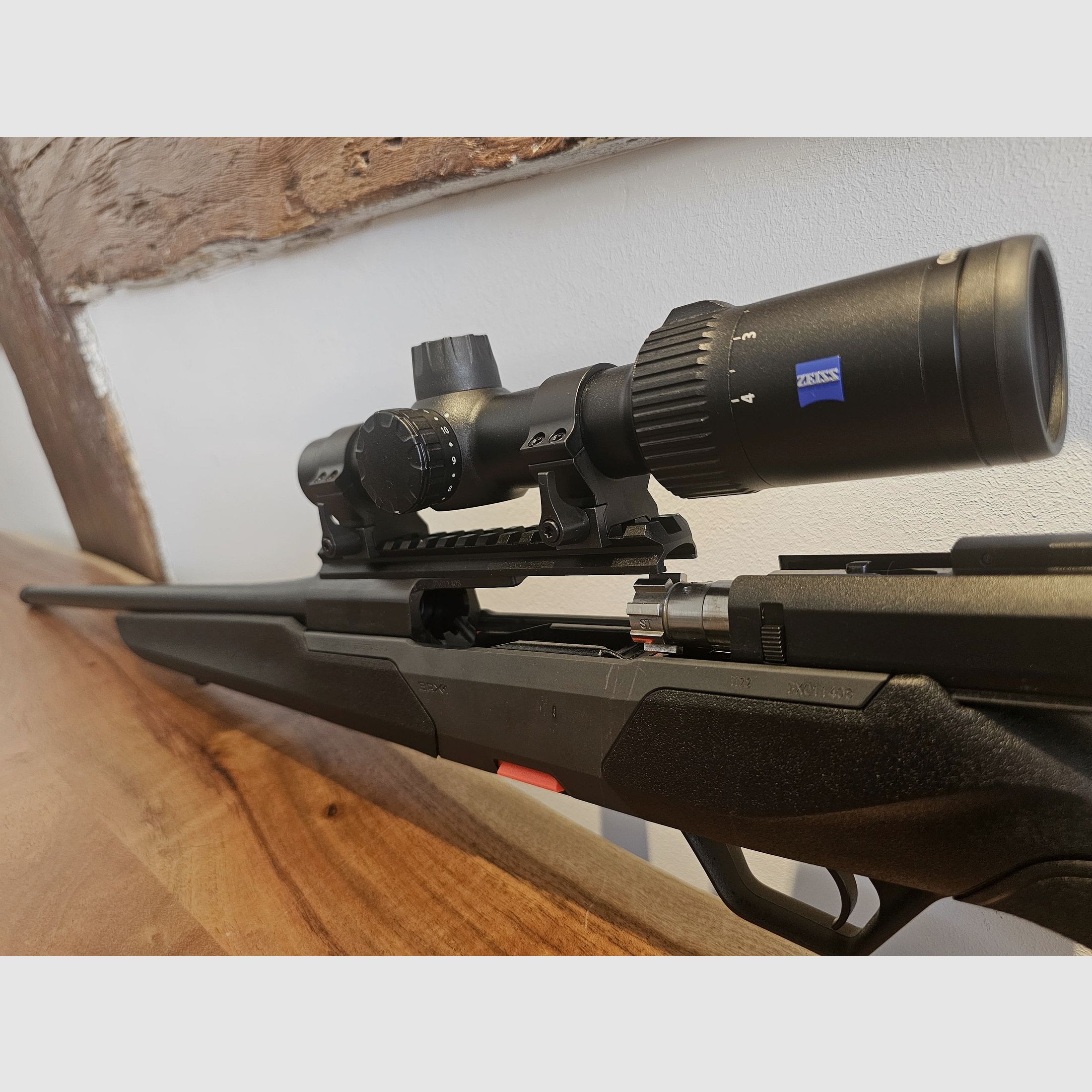 Beretta BRX1 mit Zeiss Conquest V4 Geradezugrepetierer Drückjagdkombination
