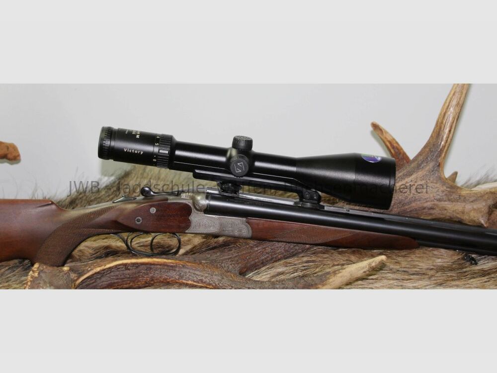Sauer & Sohn mit Zeiss Victory Varipoint und mündungslangen ESL 8x57JRS;16/70;.22Hornet