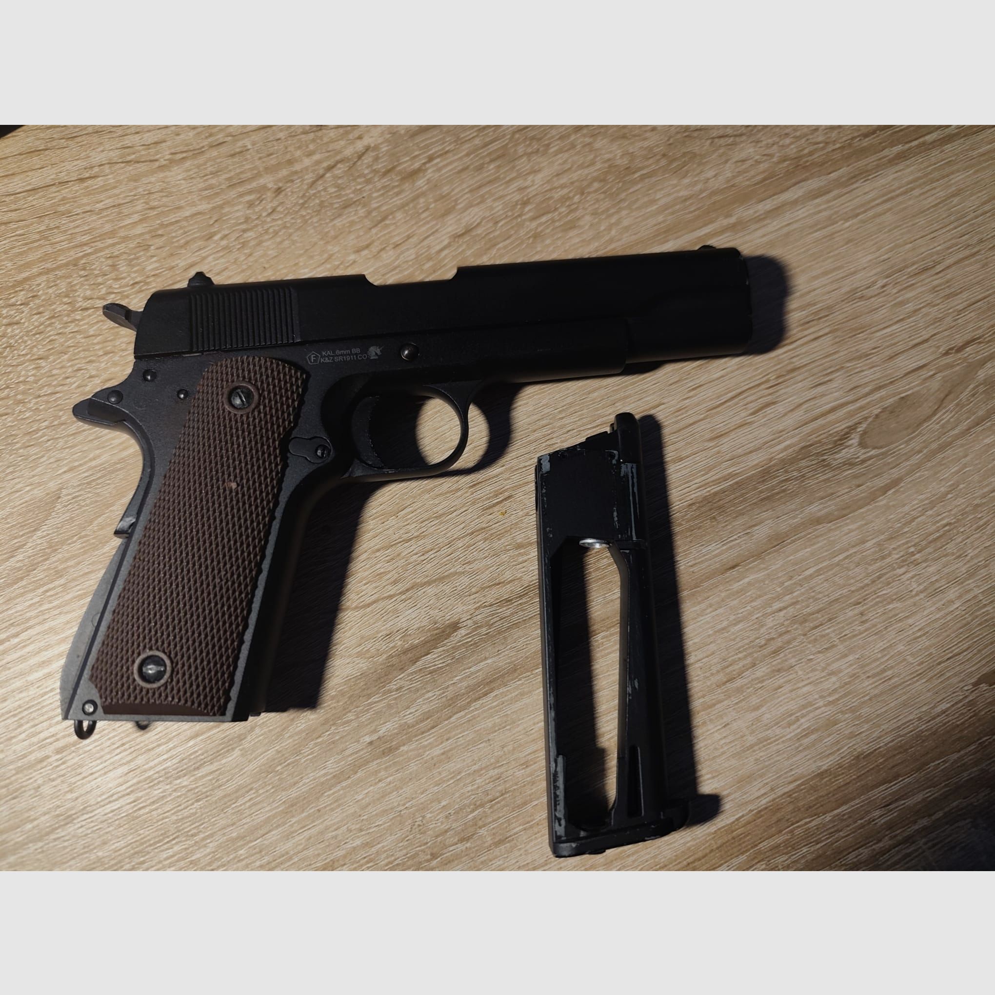 KLI M1911-A1 Vollmetall CO2 BlowBack 6mm BB schwarz