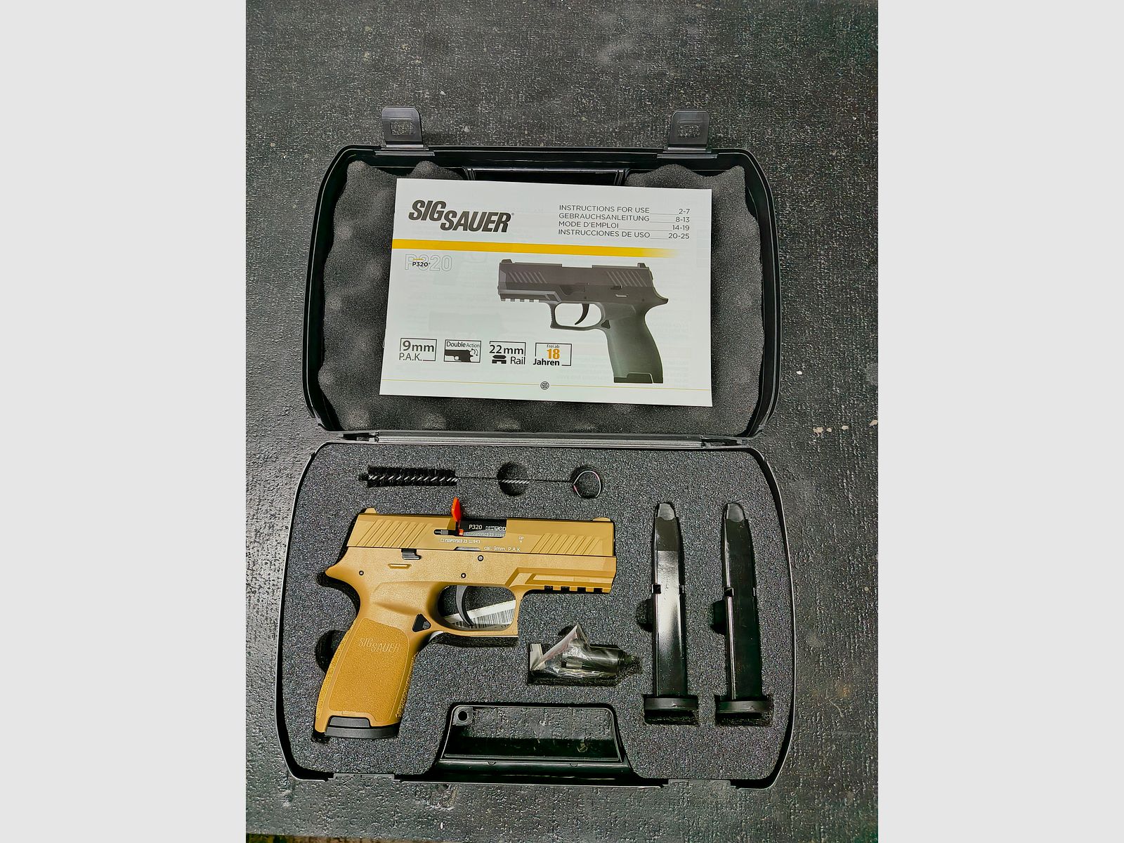 Sig Sauer P320 Ral 8000 / Dark Earth 9mm P.A.K 3 Magazine