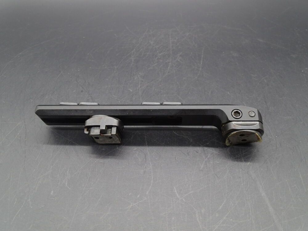 MAK Schwenk Steyr SSG 04 con ajuste de longitud para Swarovski