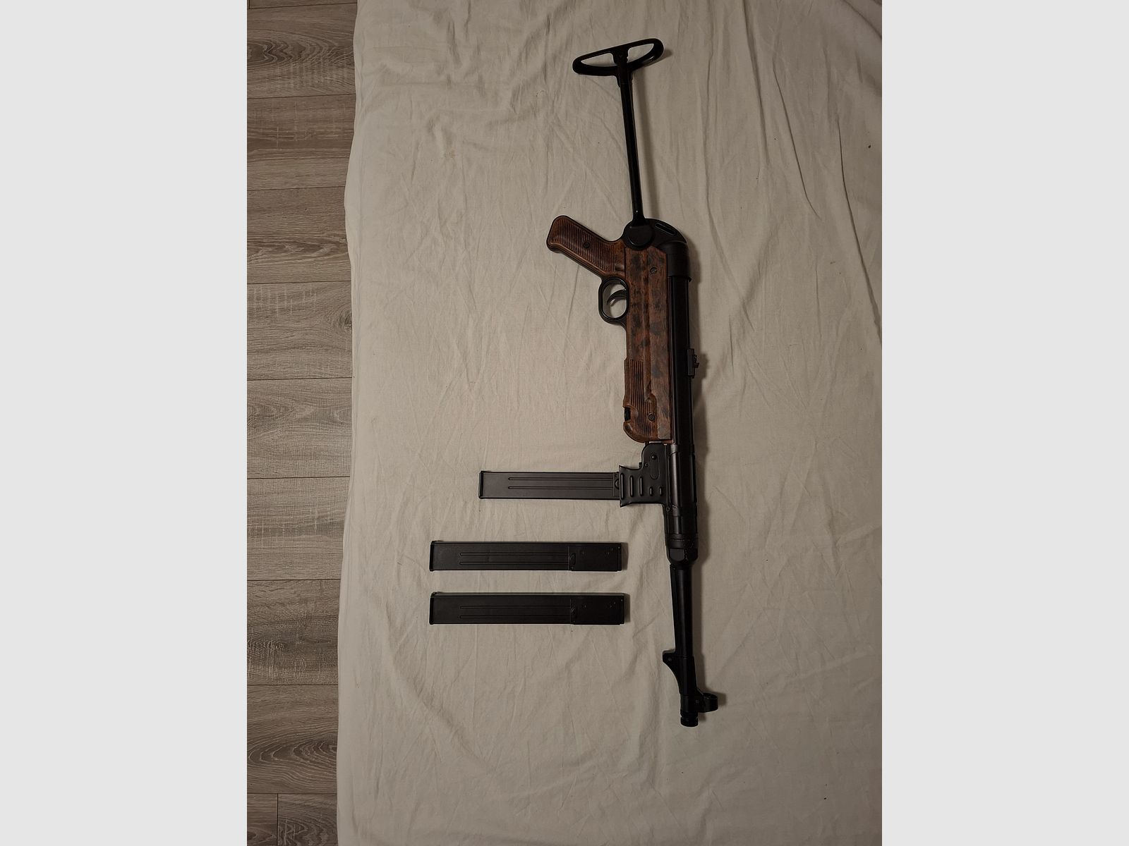 AGM MP40 Vollmetall Airsoft aeg 