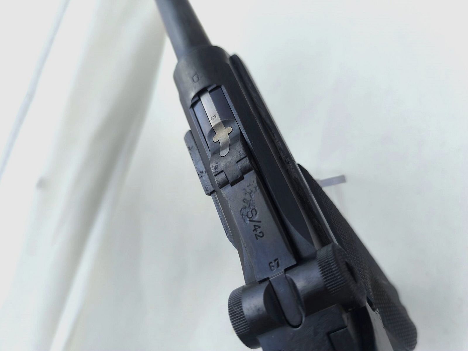 Mauser P08 S/42 G Pistole Kal. 9mmP, Bild 3 von 7