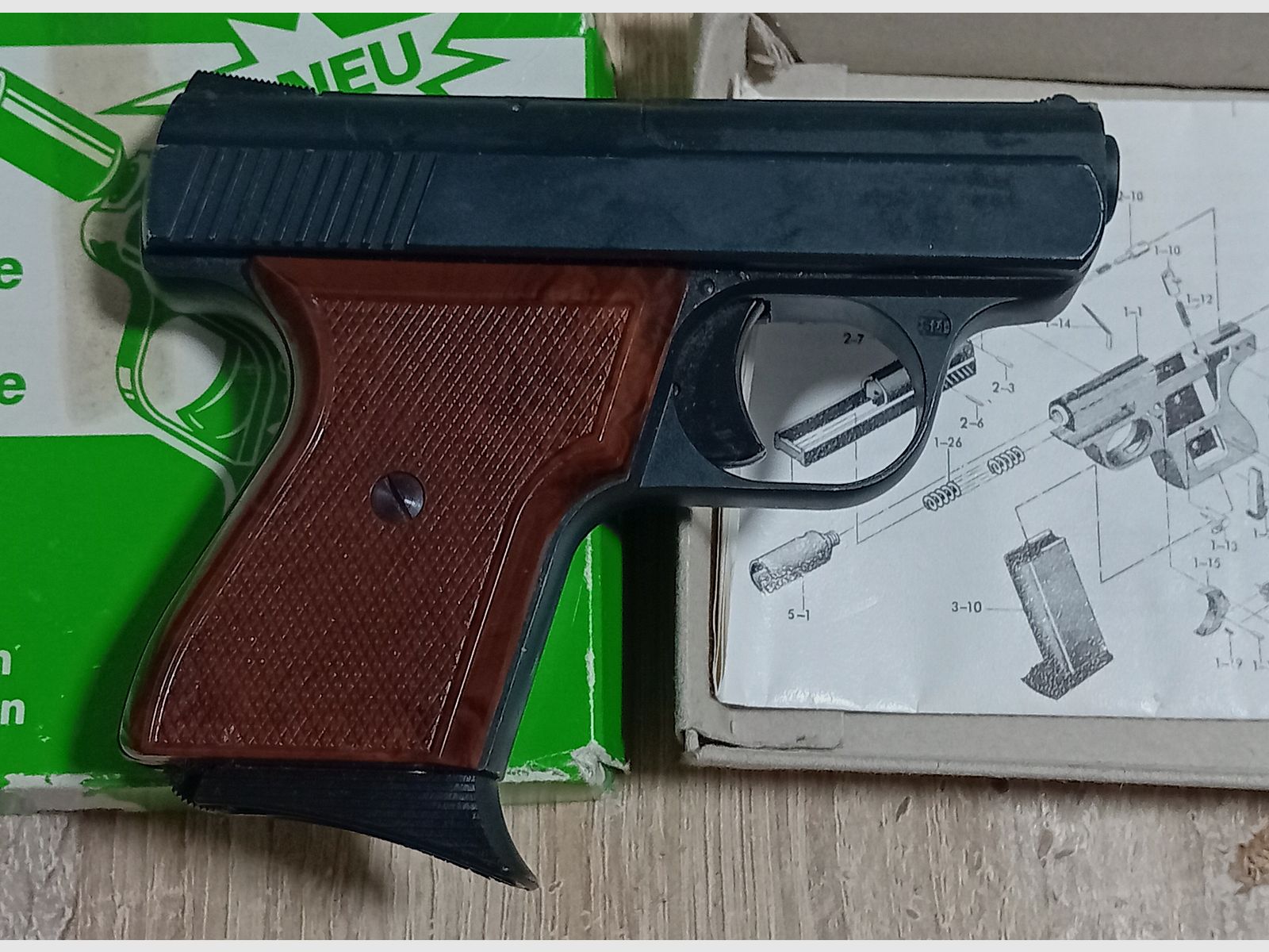 Alte Rhöner SM 15 Kal. 8 mm Knall im PTB 83/2 mit Verpackung!