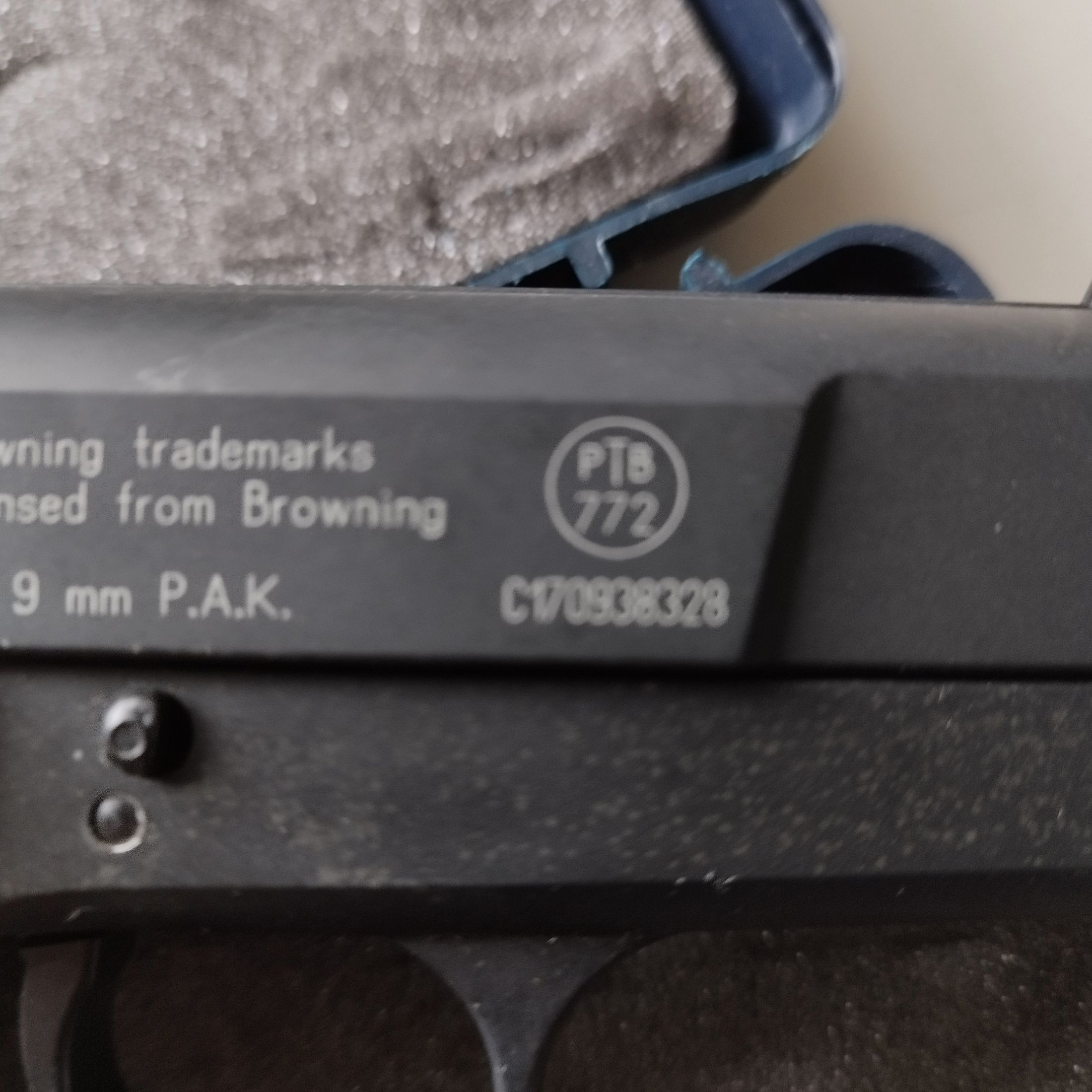 Browning GPDA 9 - 9mm P.A.K. -  SRS Pistole mit Box PTB