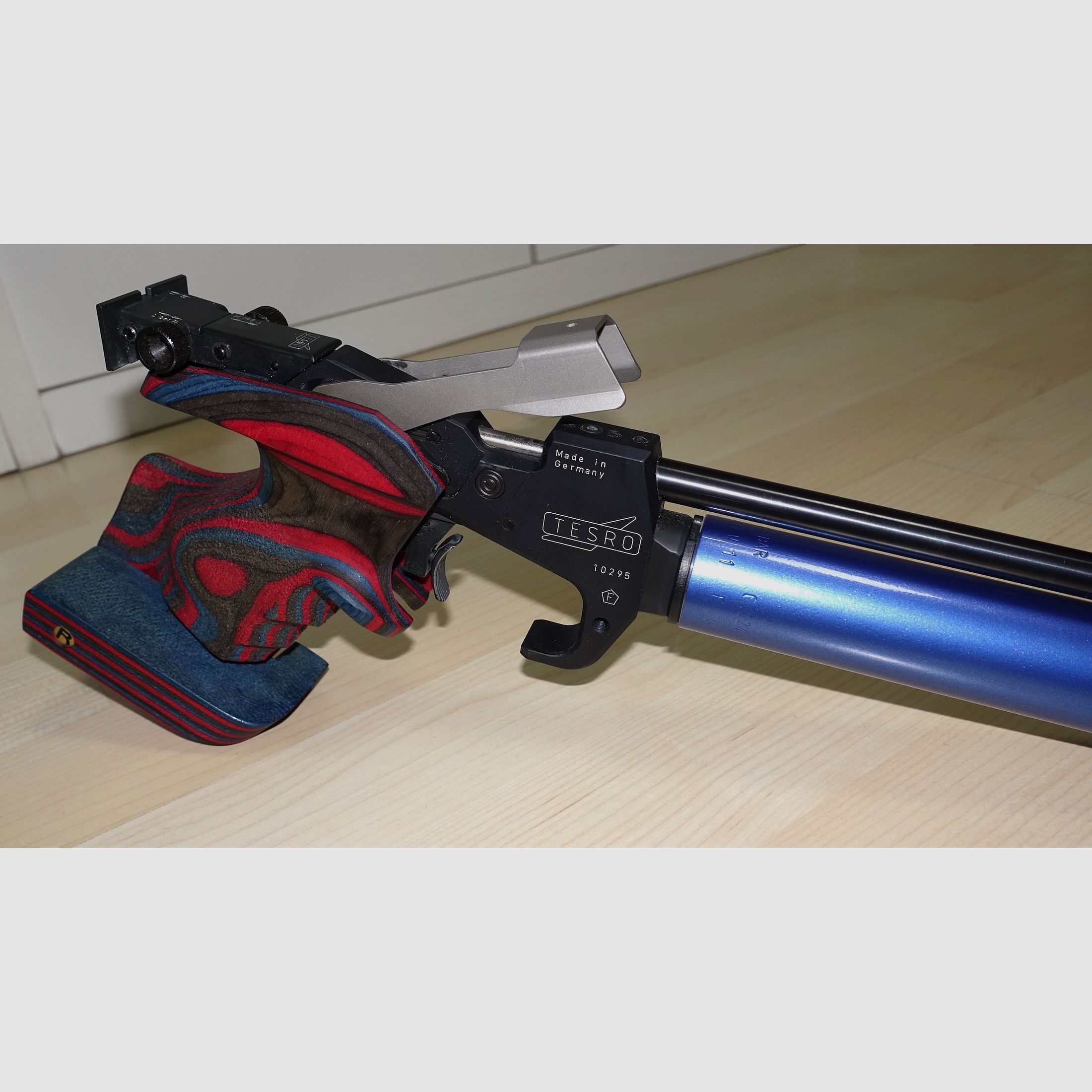 Tesro Pressluft Matchpistole PA10 / Top Zustand mit Zubehör