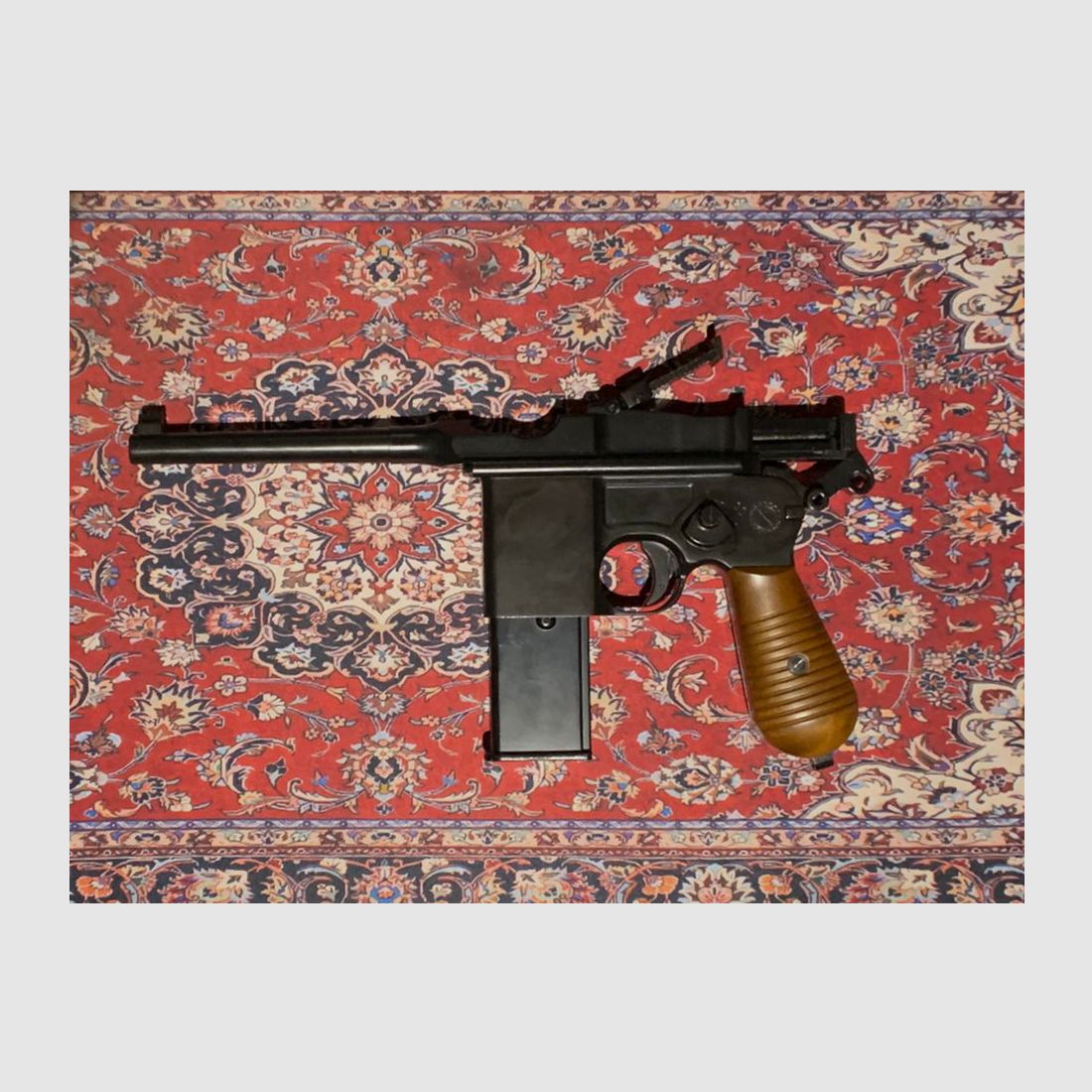 Wei-ETech M712 Airsoft Broomhandle mit Schaft Vollmetall GBB 6mm BB schwarz