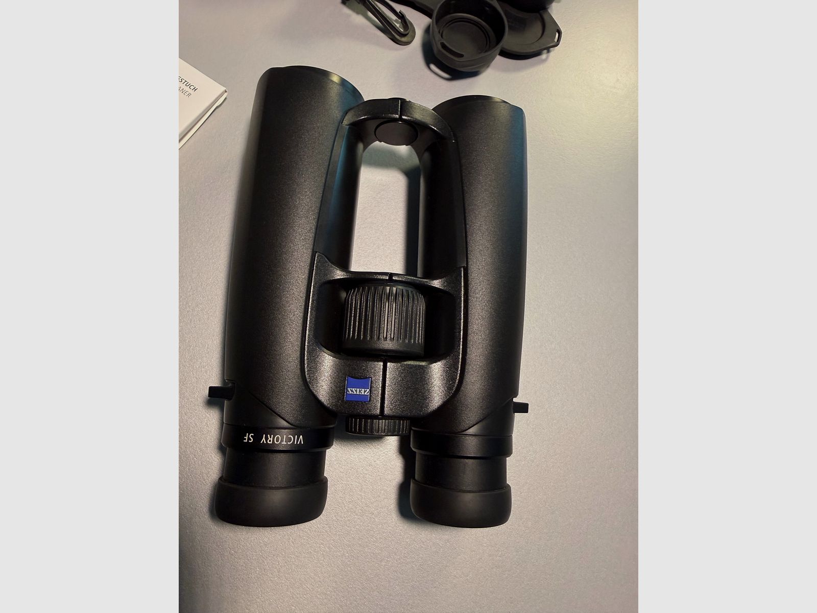 Zeiss Victory SF 10x42