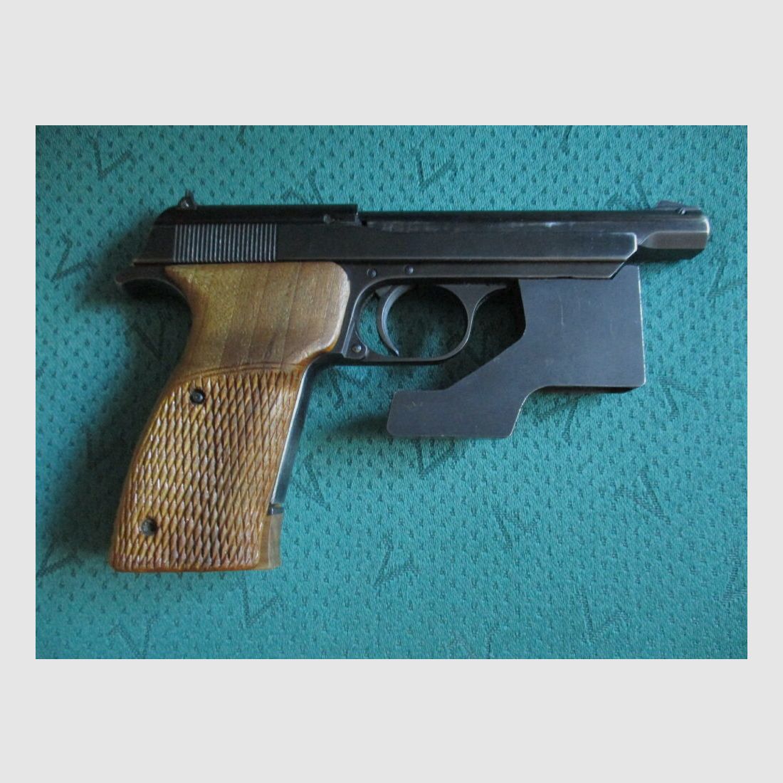 Sportpistole Olympia-TT Nachbau von Norinco mit Laufgewicht Olympia