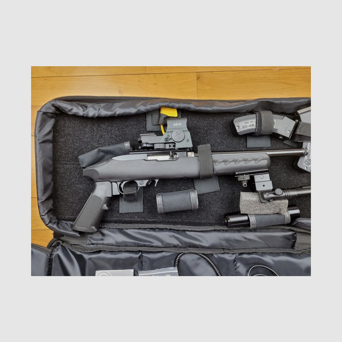 Fascinant Ruger 22 Charger Take Down – « Mutant » Selbstladebüchse 22LR – 2 Magazine – Rotpunktvisier Geco – Neu!, Bild 3 von 23