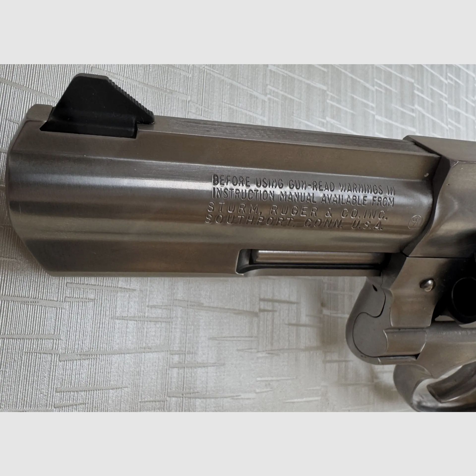 Ruger GP100, 4 Zoll, Kaliber .357 Magnum / .38 Special