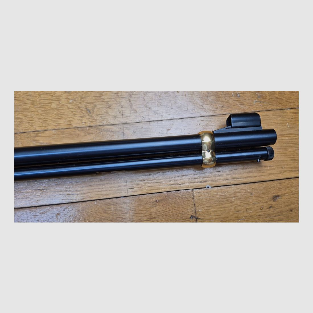 Schöne und sehr seltene Winchester Commémorative Typ 1894 in 22LR – Modell 94 22 Sammler « CHEYENNE » – 5000 Exemplare (!) – Waffe von 1977 – 9 Schuss – SELTEN Originalbox in TBE – Zustand nahezu neu – TBE+, Bild 10 von 38