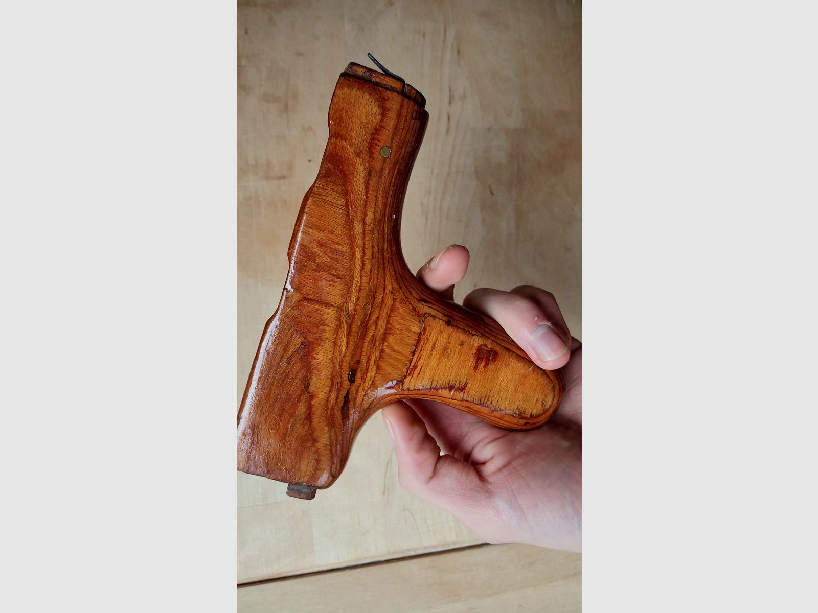 #1 Romanian AKMS lower handguard s.g. donkey-dick (Uluc) for underfolding stock laminated wood Romy Dong PM md.65