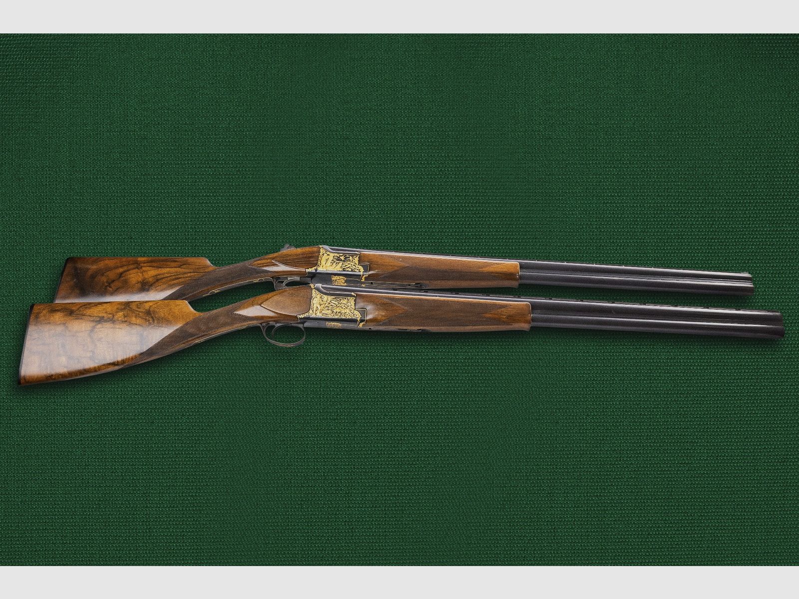 2 Browning B25 / FCS 25 Luxus-Flinten – Goldgravur – Sammlerzustand – Zertifikat