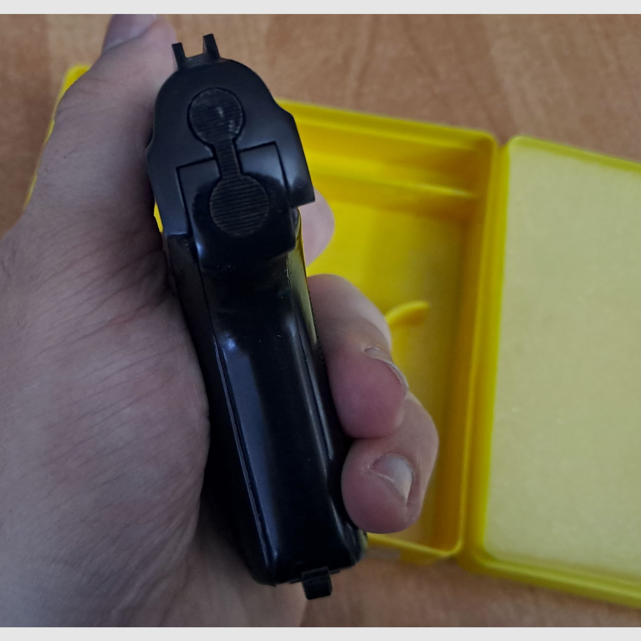 Alte Reck Gaspistole P10 im Kaliber 8 mm Knall/ PTB 38-69 in Verpackung!