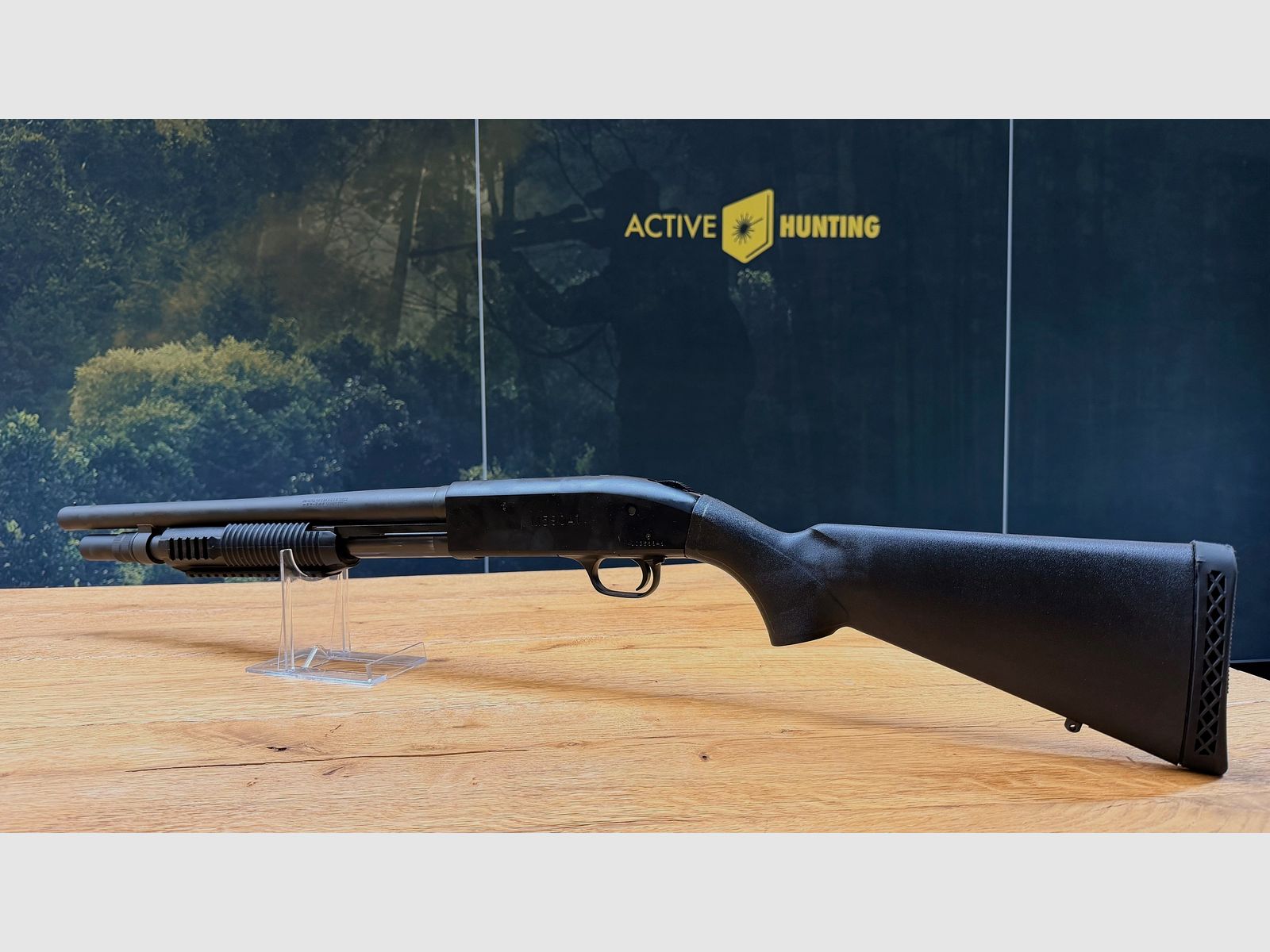 Mossberg Modell M590A1 Vorderschaftrepetierflinte / 12/76 / inkl. Magazinverlängerung / Optic Ready