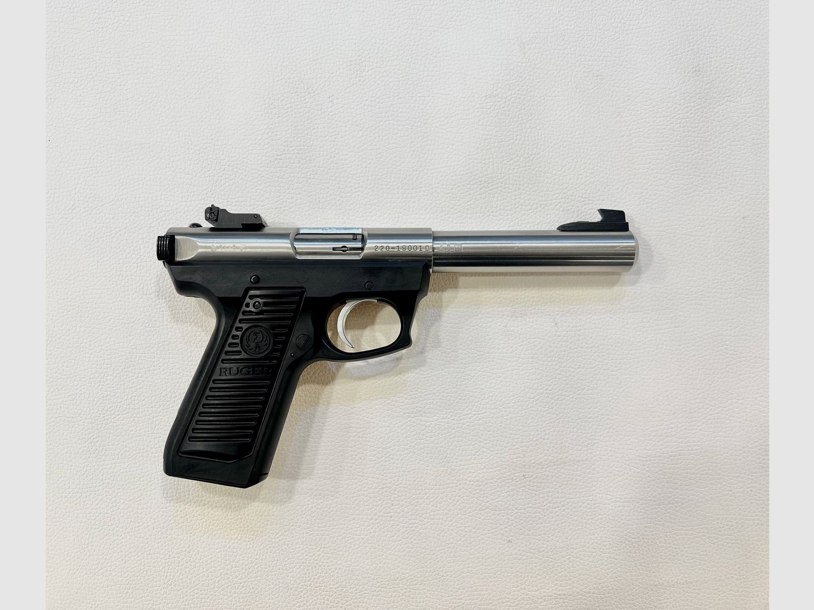 RUGER MK 22/45 INOX – 22 L.R., Bild 2 von 3