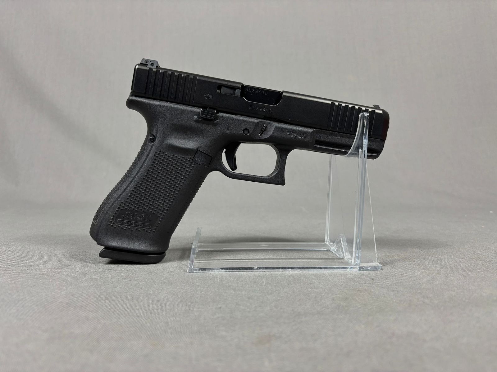 Glock 22 Gen. 5 in  .40S&W 