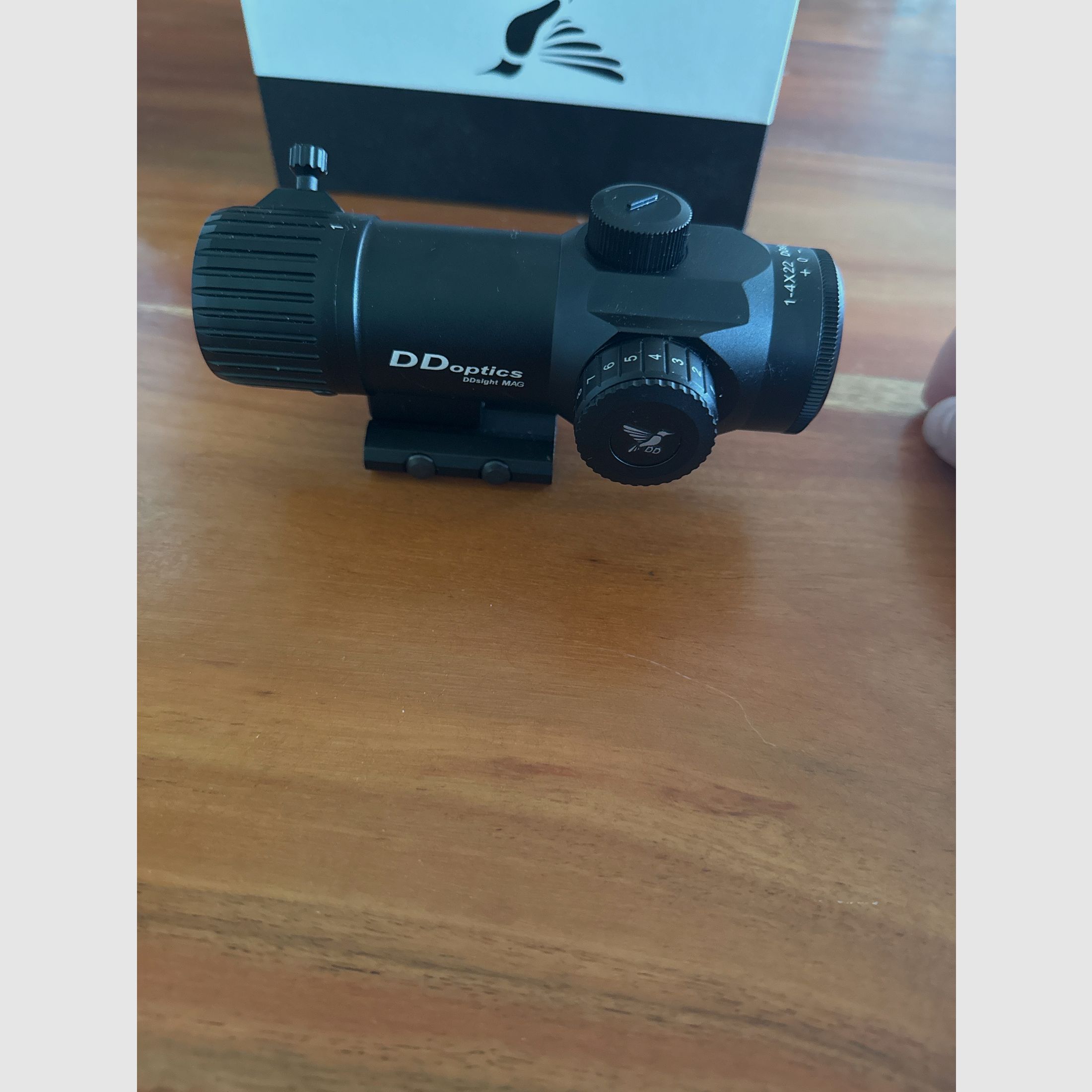 DDoptics DDsight MAG tactical 1-4x22 (Manual Reticle) – NOWY I NIEWYKORZYSTANY w OVP