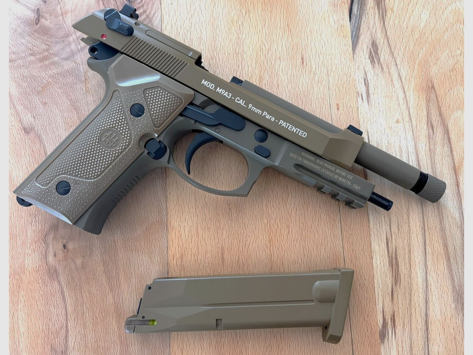 Beretta 6 mm BB Co2 in tarn Full Blowback