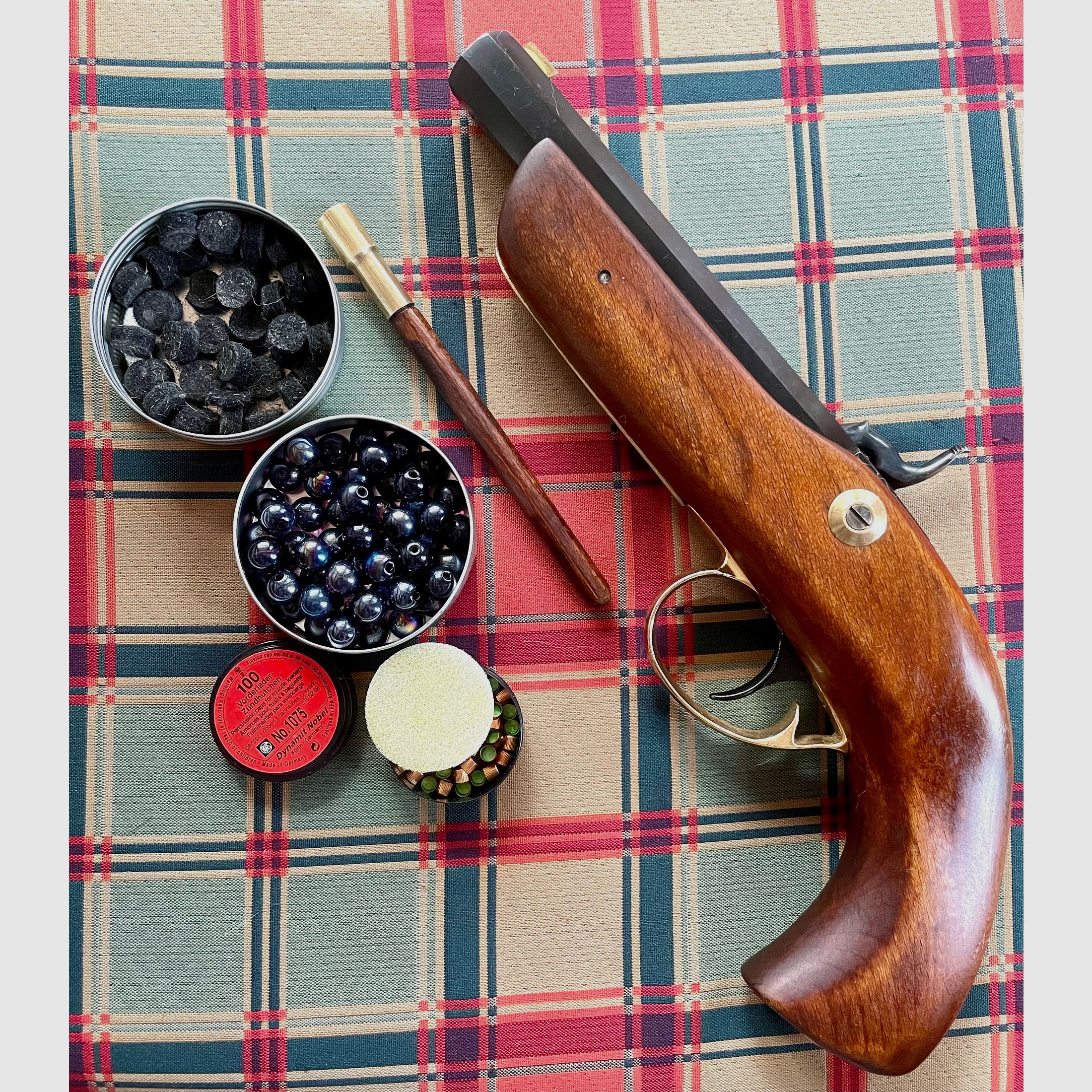 Perkussionspistole  Dikar .45  Blackpowder