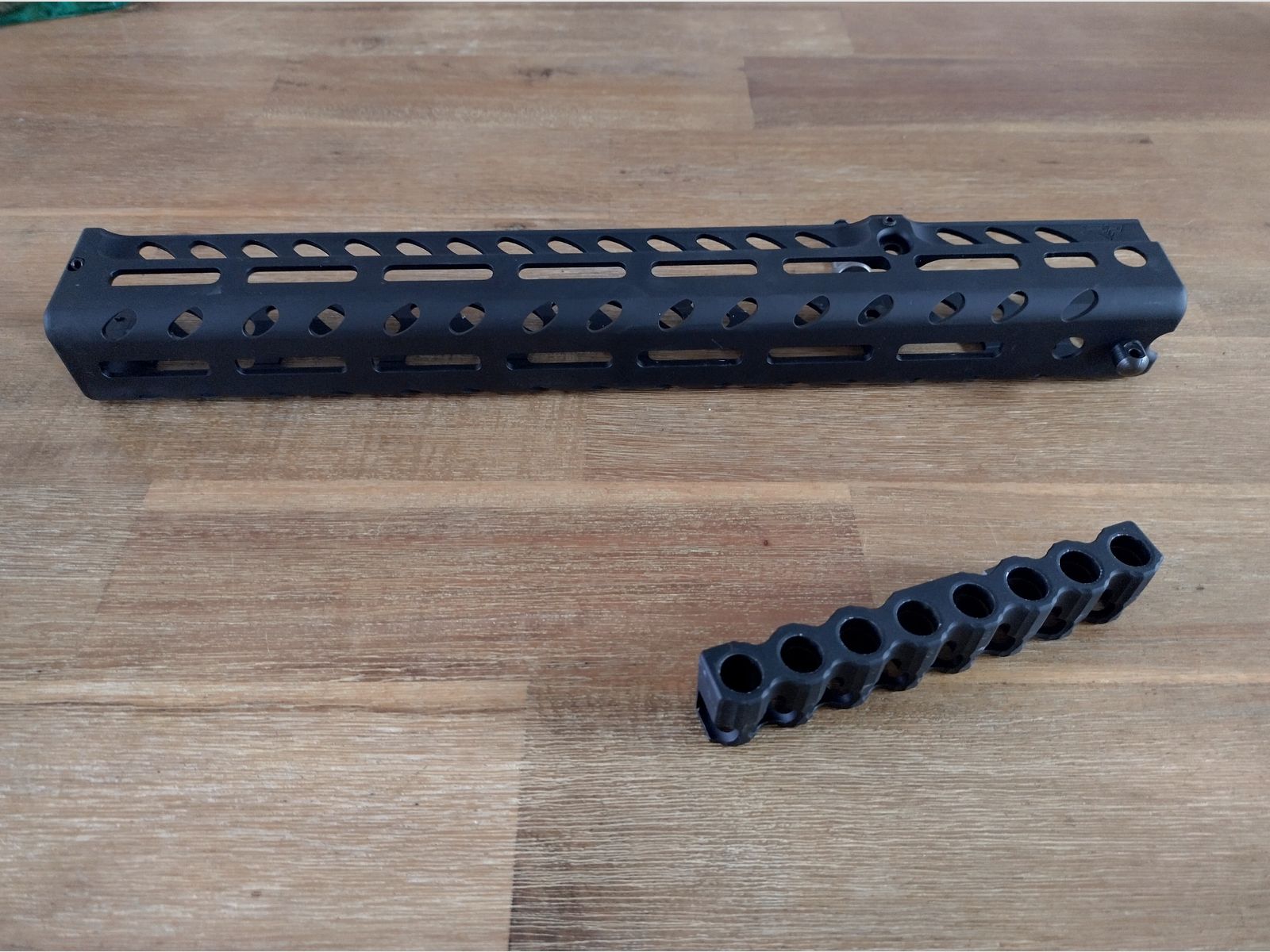 Przedni stock M-LOK - Rossi R95 / Marlin 1895 + 1894, zdjęcie 3 z 4
