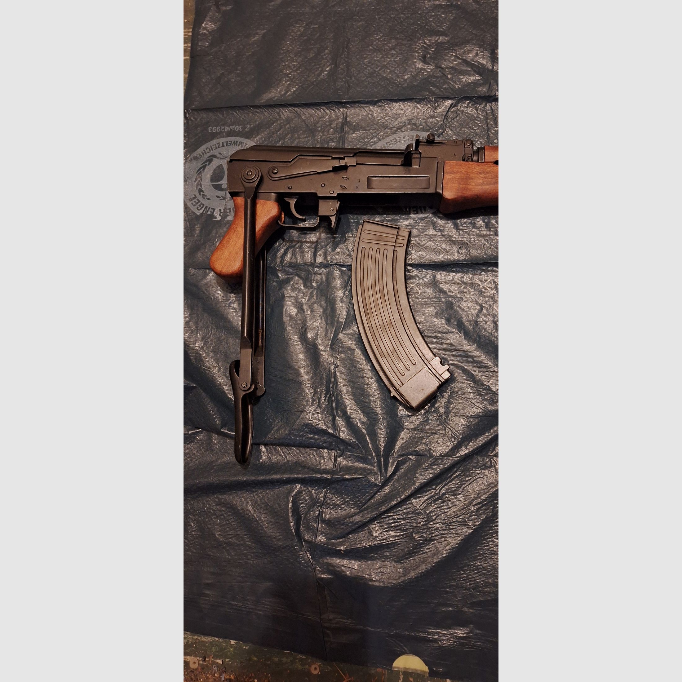 Kalaschnikow AK-47 Replika – guter Zustand, mit Gebrauchsspuren – 150 € VB