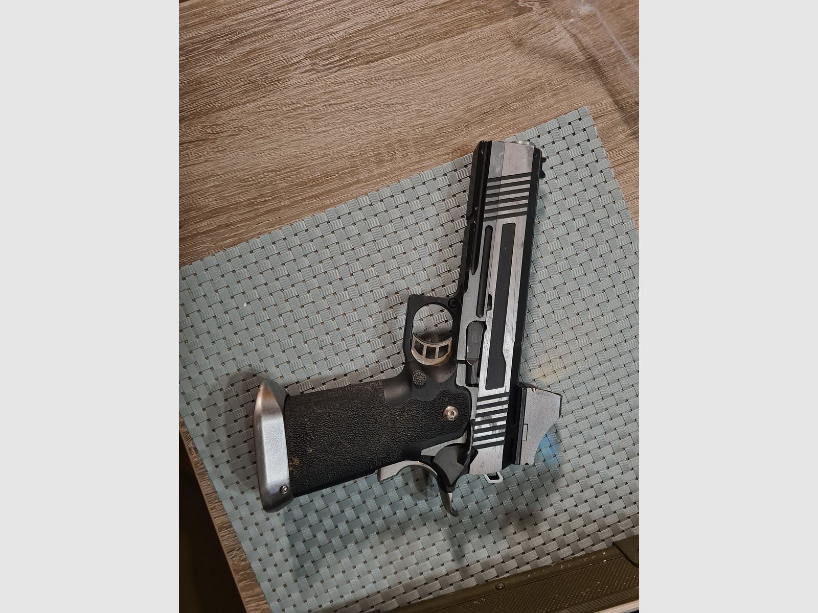 HX1001 Hi-Capa 5.1 Split Slide