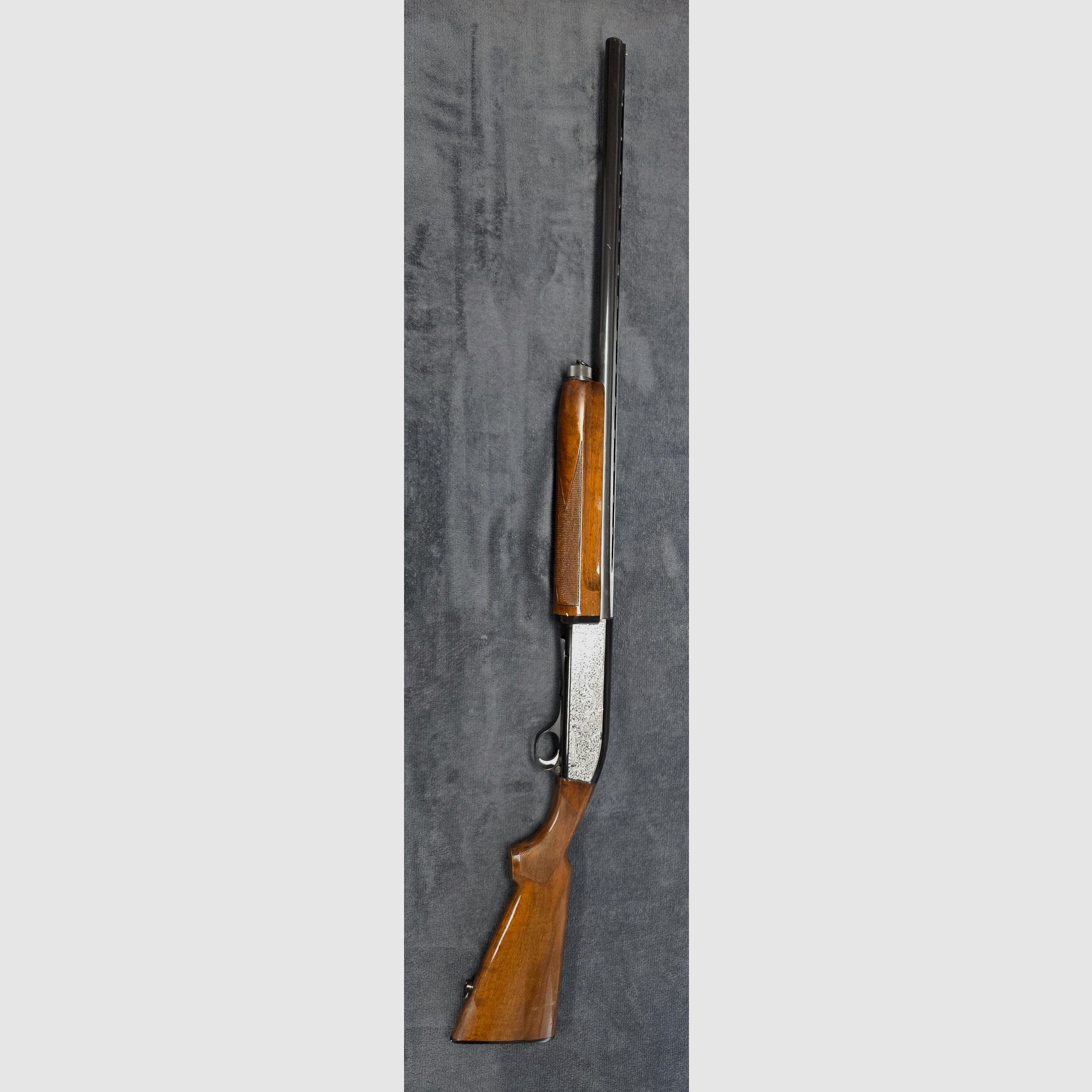 Franchi 520 Deluxe semi-automatique shotgun, image 2 sur 8