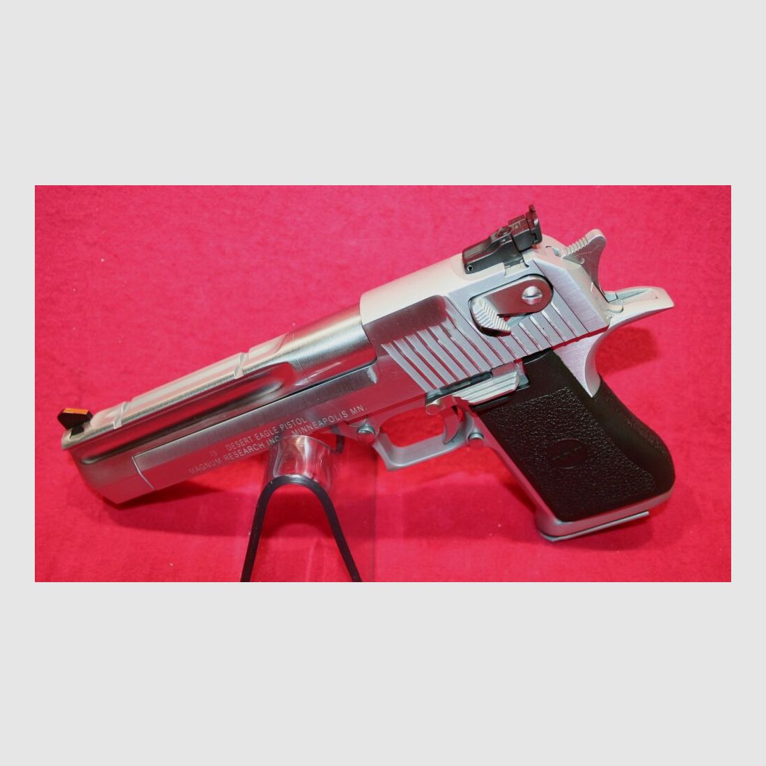 Desert Eagle	 Magnum Research