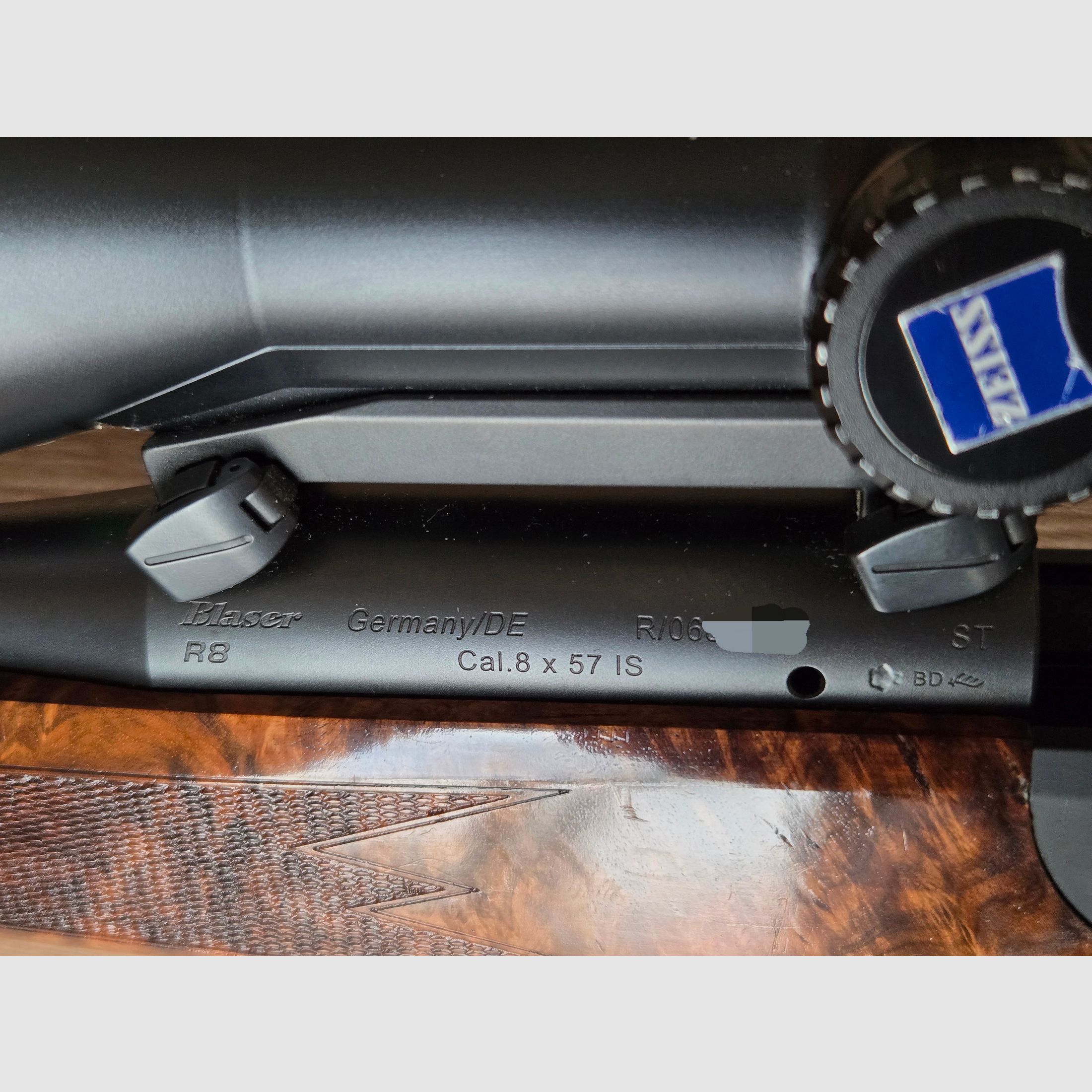 Blaser R8 8x57 is premium wood stock