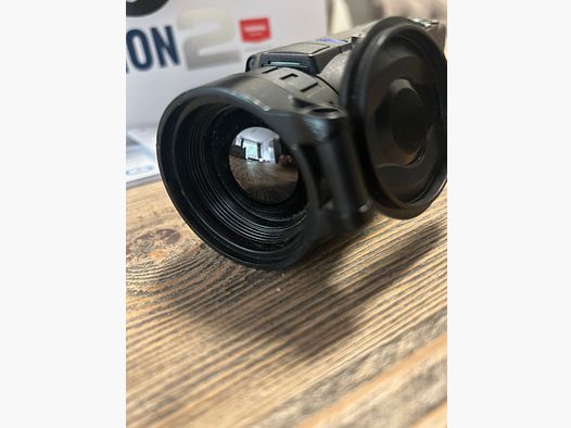 Pulsar Helion 2 XQ38F in OVP met 2 accu's enz.!